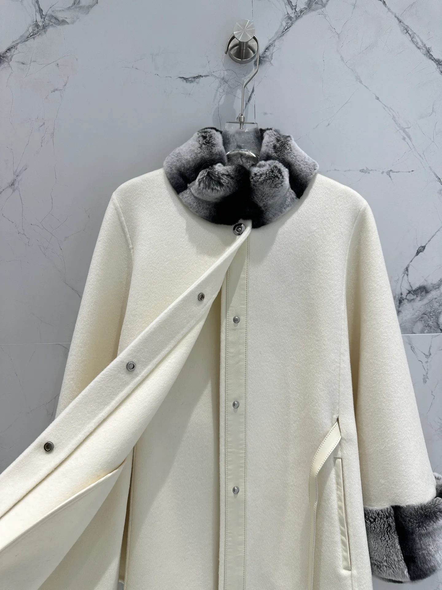 Пальто Женские Loro Piana 18513174