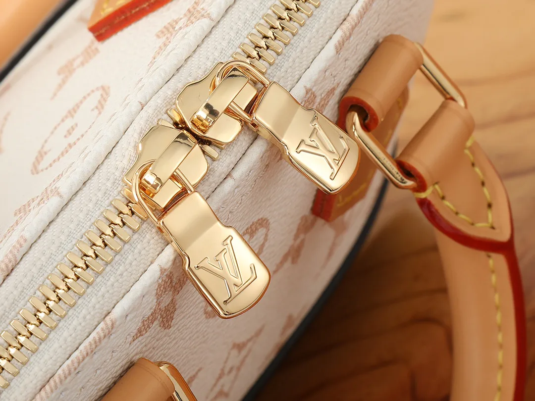 Классические Сумки Женские Louis Vuitton 11225324