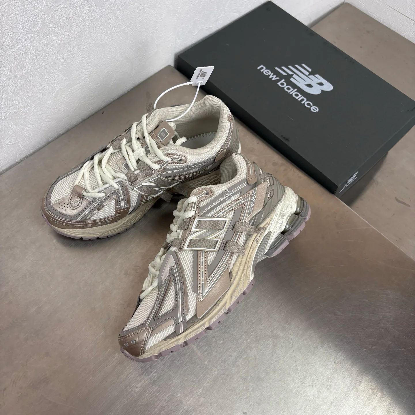 Кроссовки Женские New Balance 19519831
