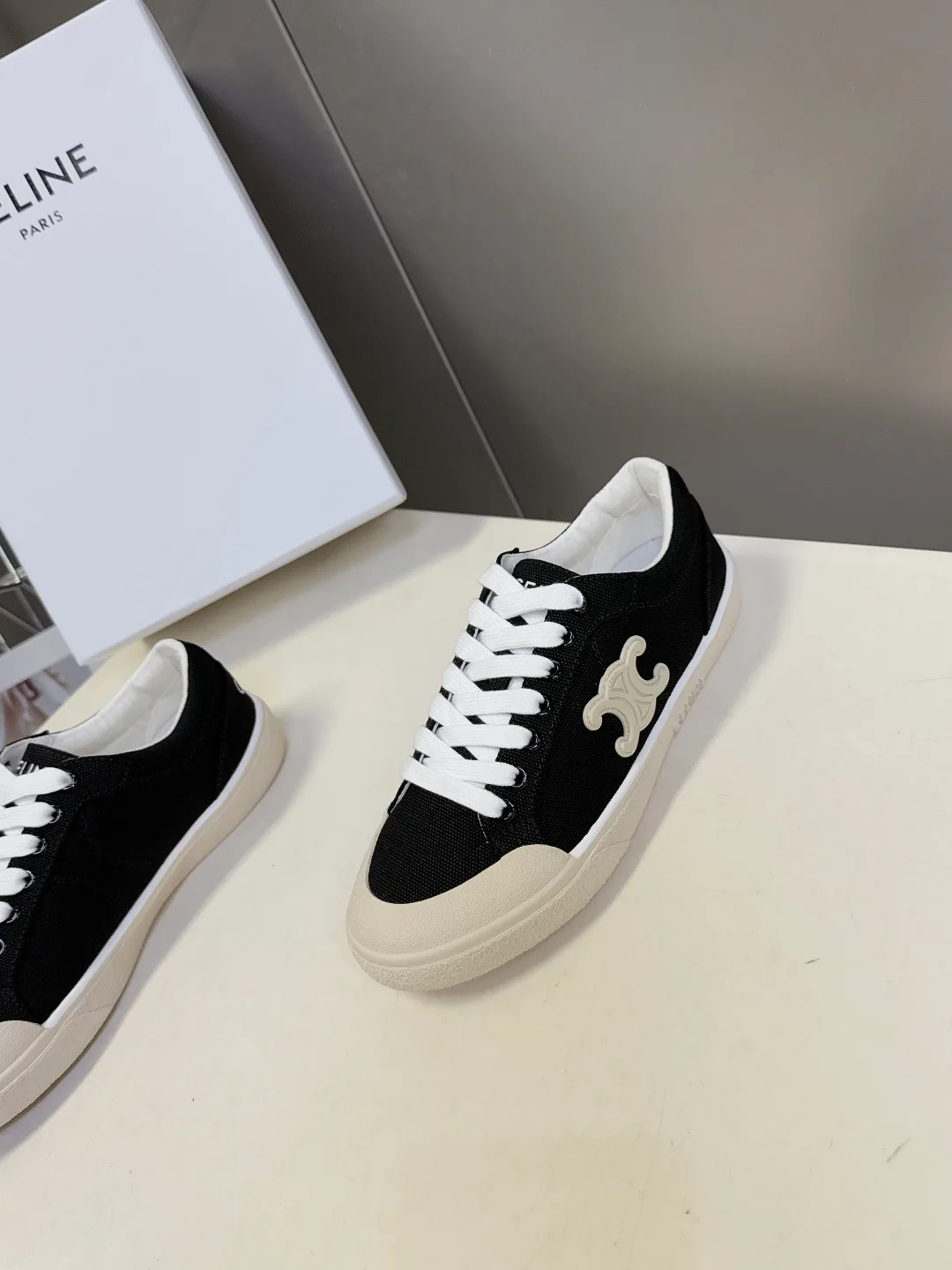 Кроссовки Женские Celine 11565990