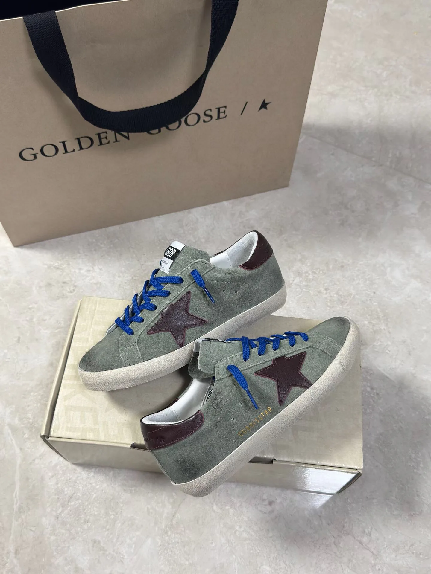 Кроссовки Мужские Golden Goose 18265605