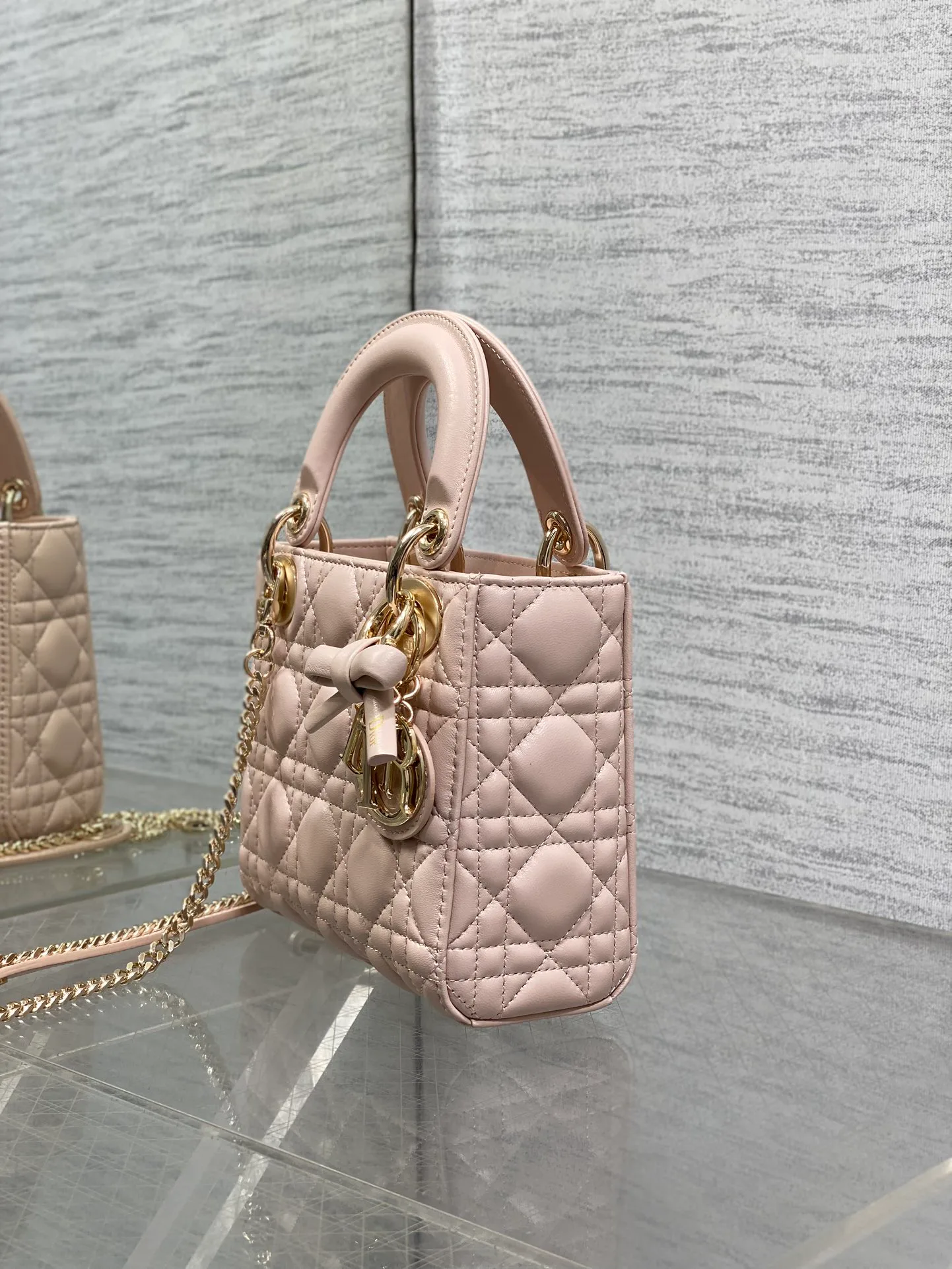 Классические Сумки Женские Christian Dior 11685150