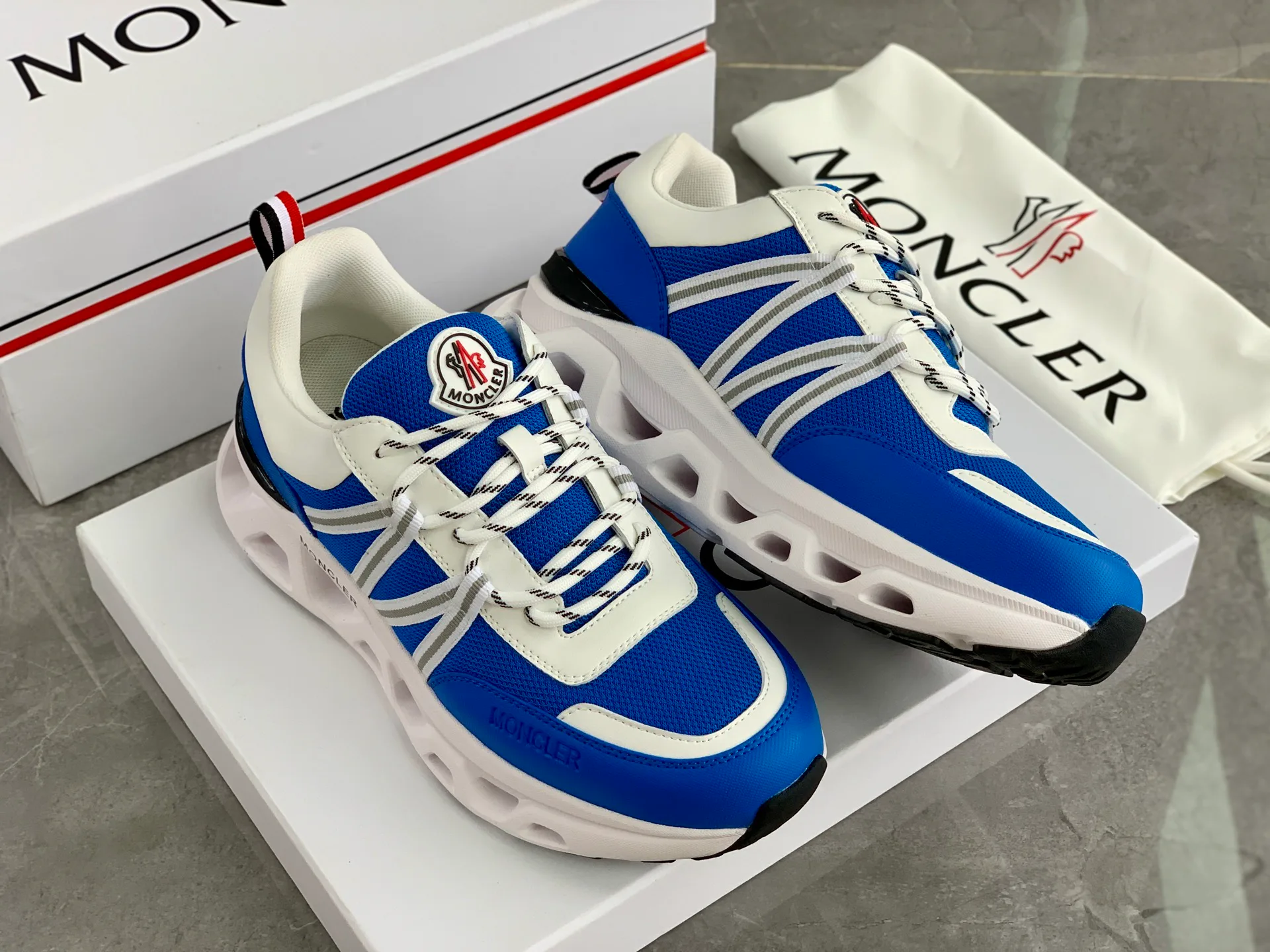 Кроссовки Женские Moncler 228627