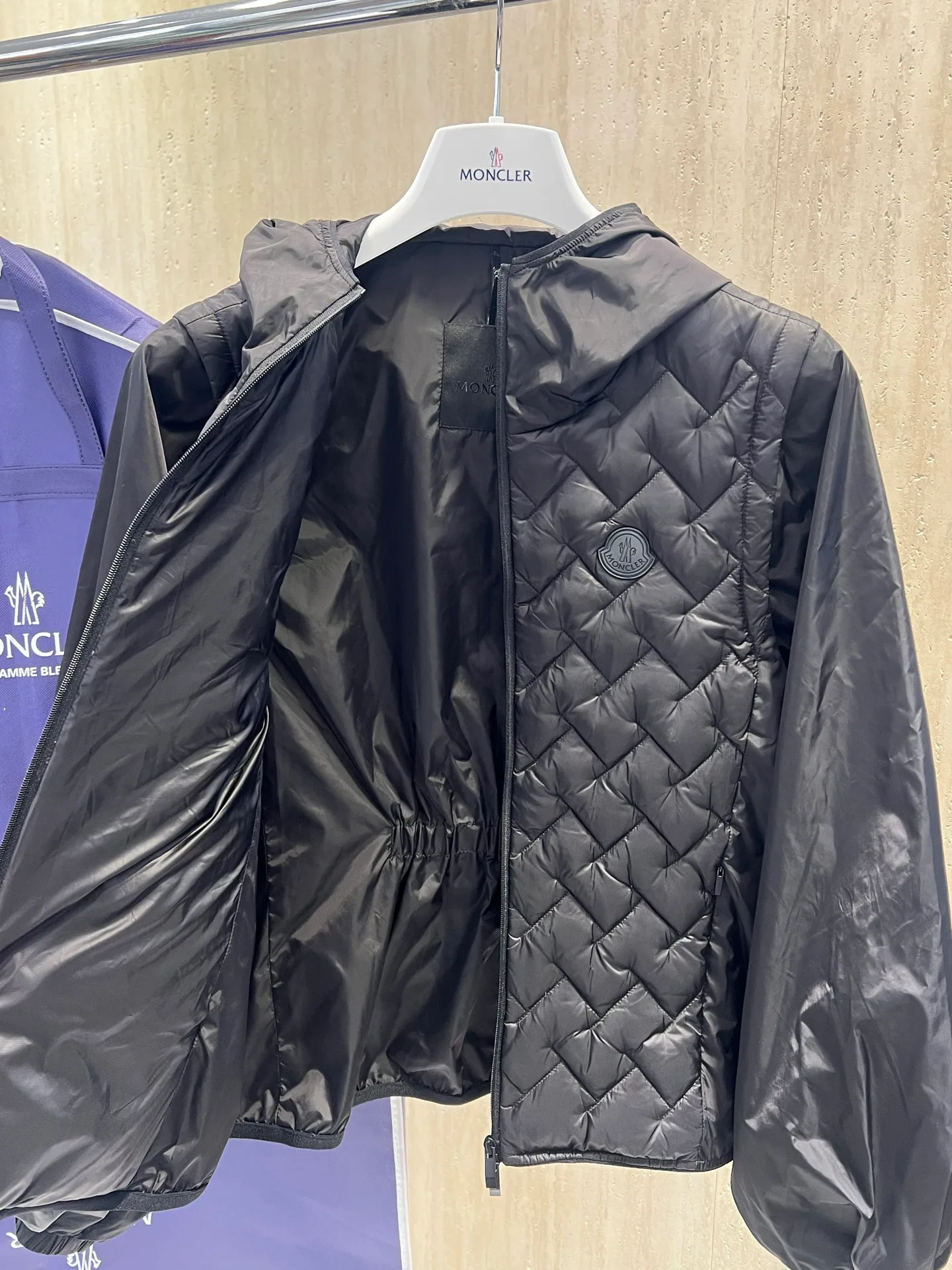 Куртки И Пуховики Мужские Moncler 18231209
