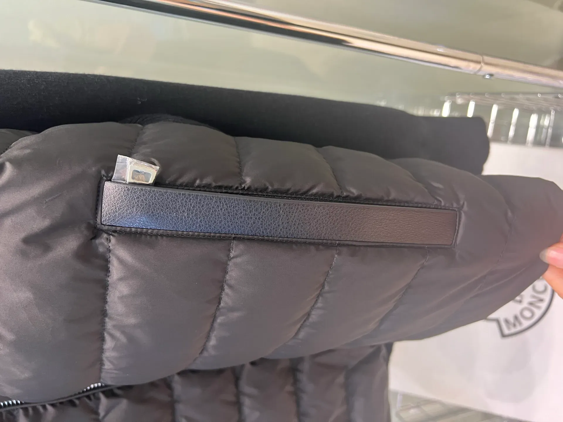 Куртки И Пуховики Женские Moncler 813009