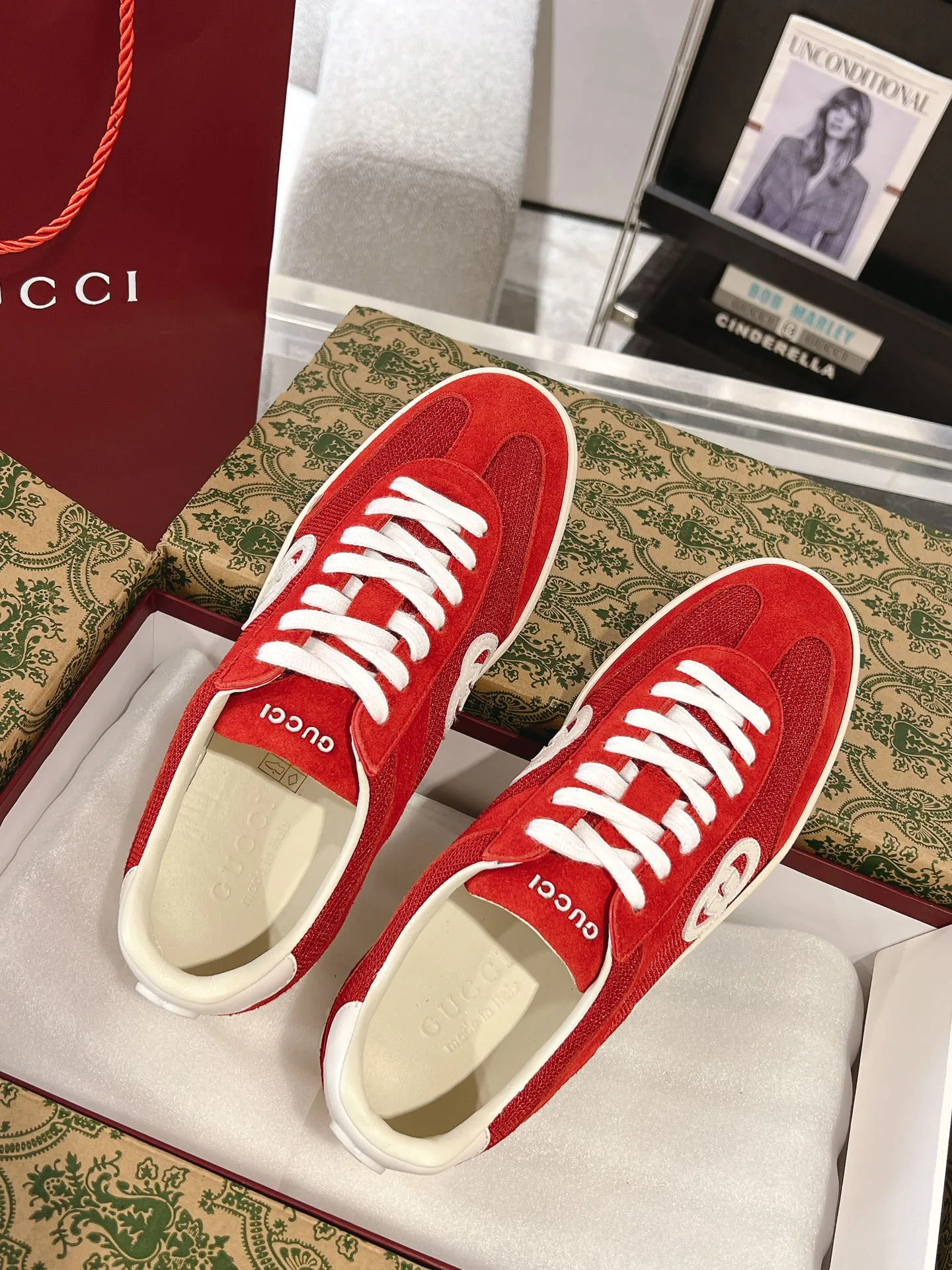 Кроссовки Женские Gucci 1827498