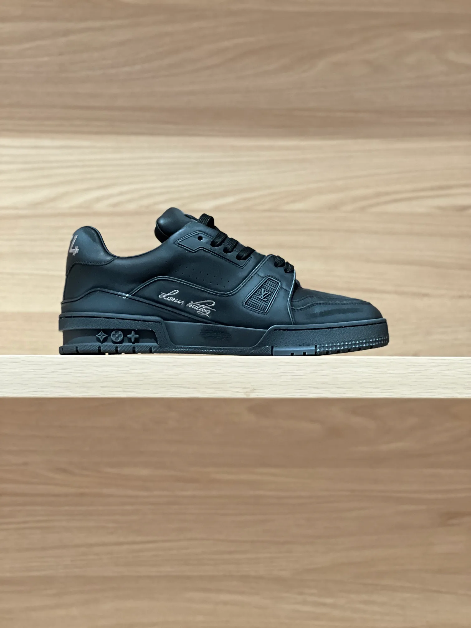 Кроссовки Женские Louis Vuitton 422404