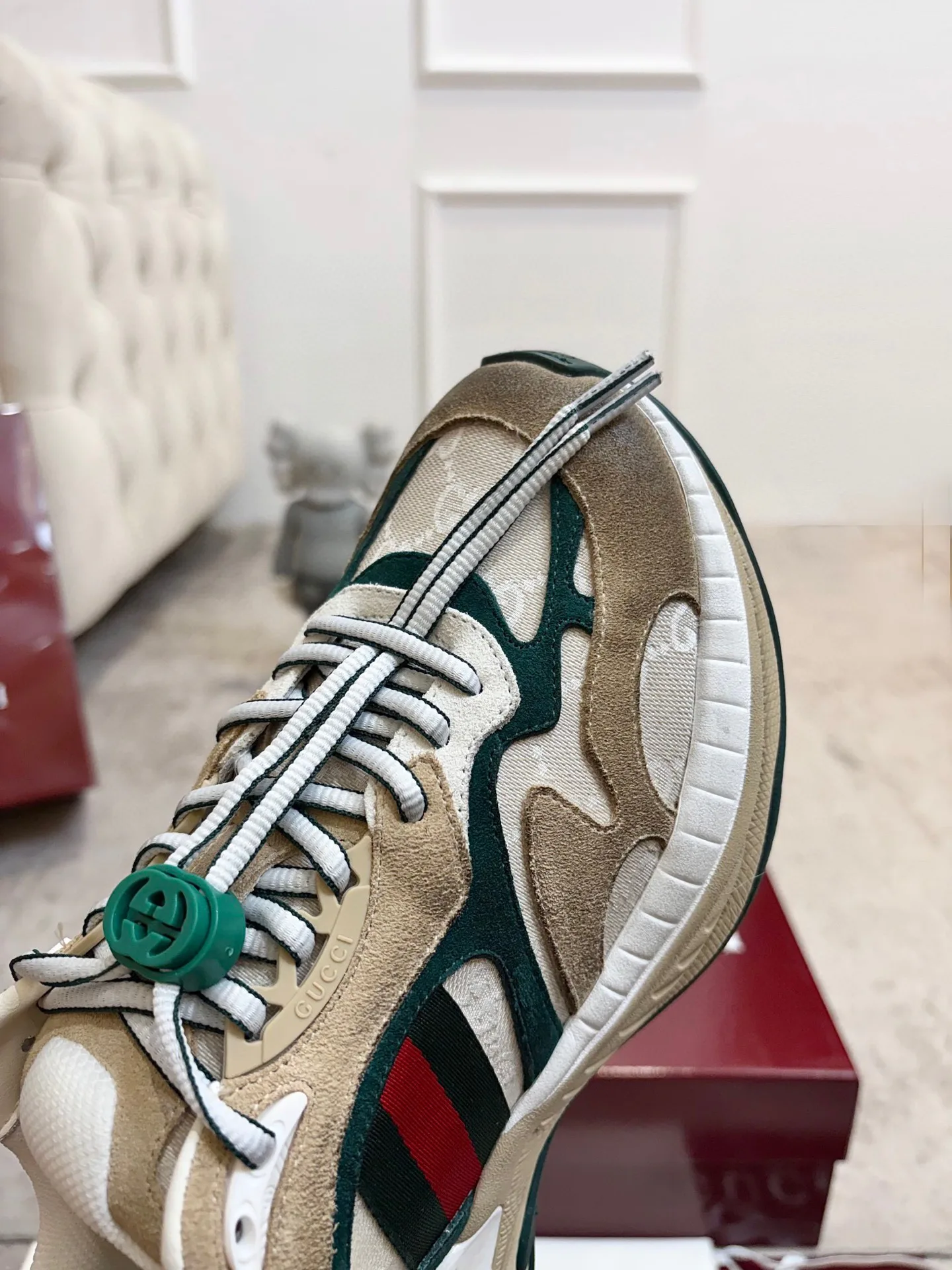 Кроссовки Женские Gucci 11918090