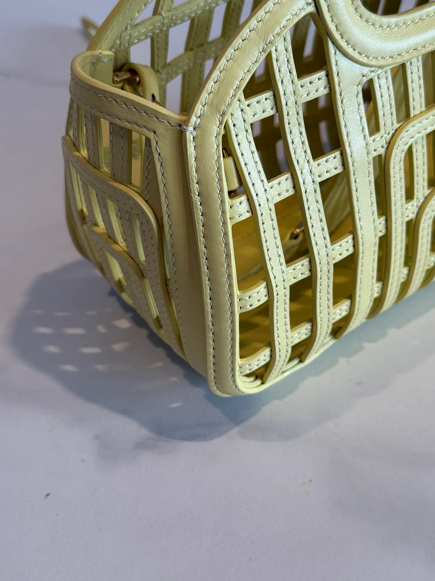 Сумки На Ремне Женские Miu Miu 111321