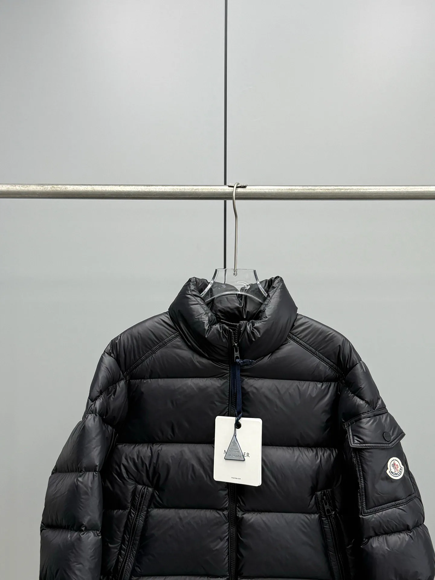Куртки И Пуховики Женские Moncler 18048192