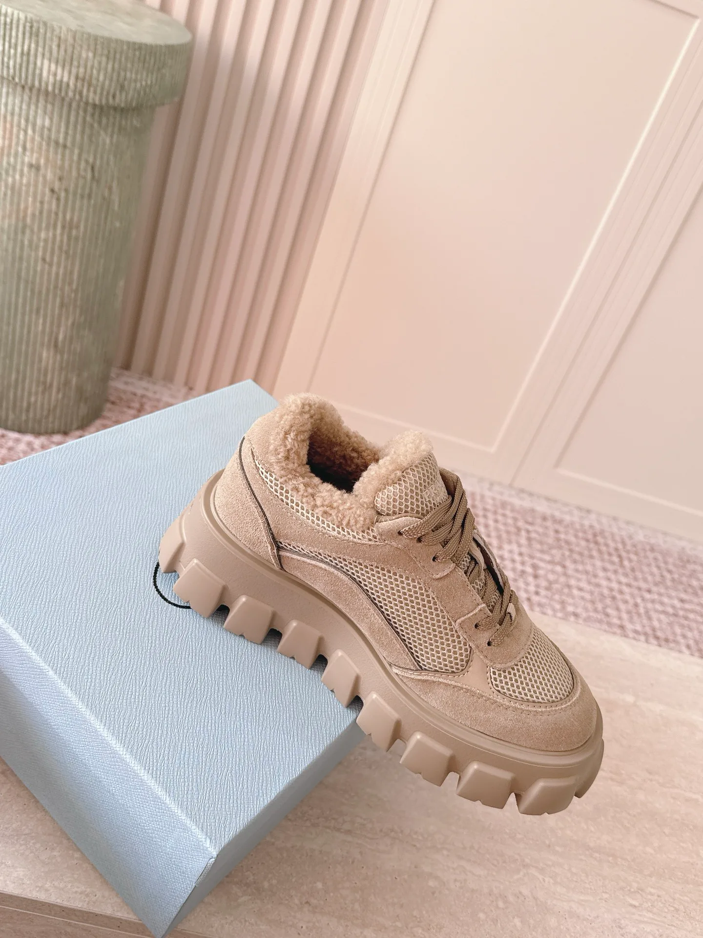 Кроссовки Женские Prada 20068499