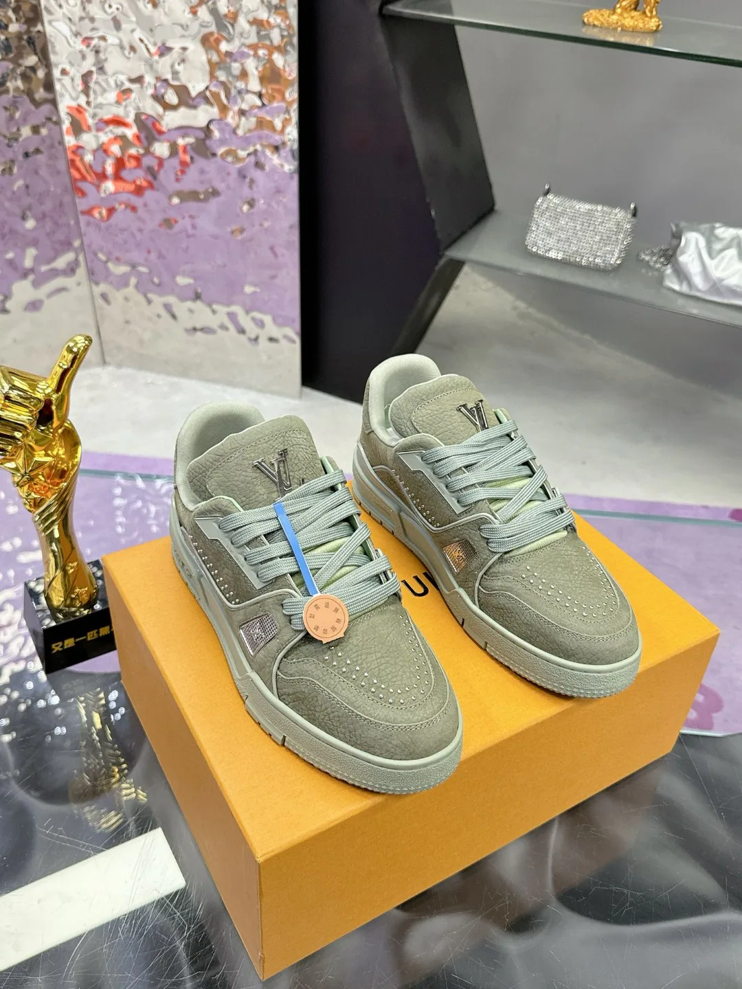 Кроссовки Женские Louis Vuitton 5585094