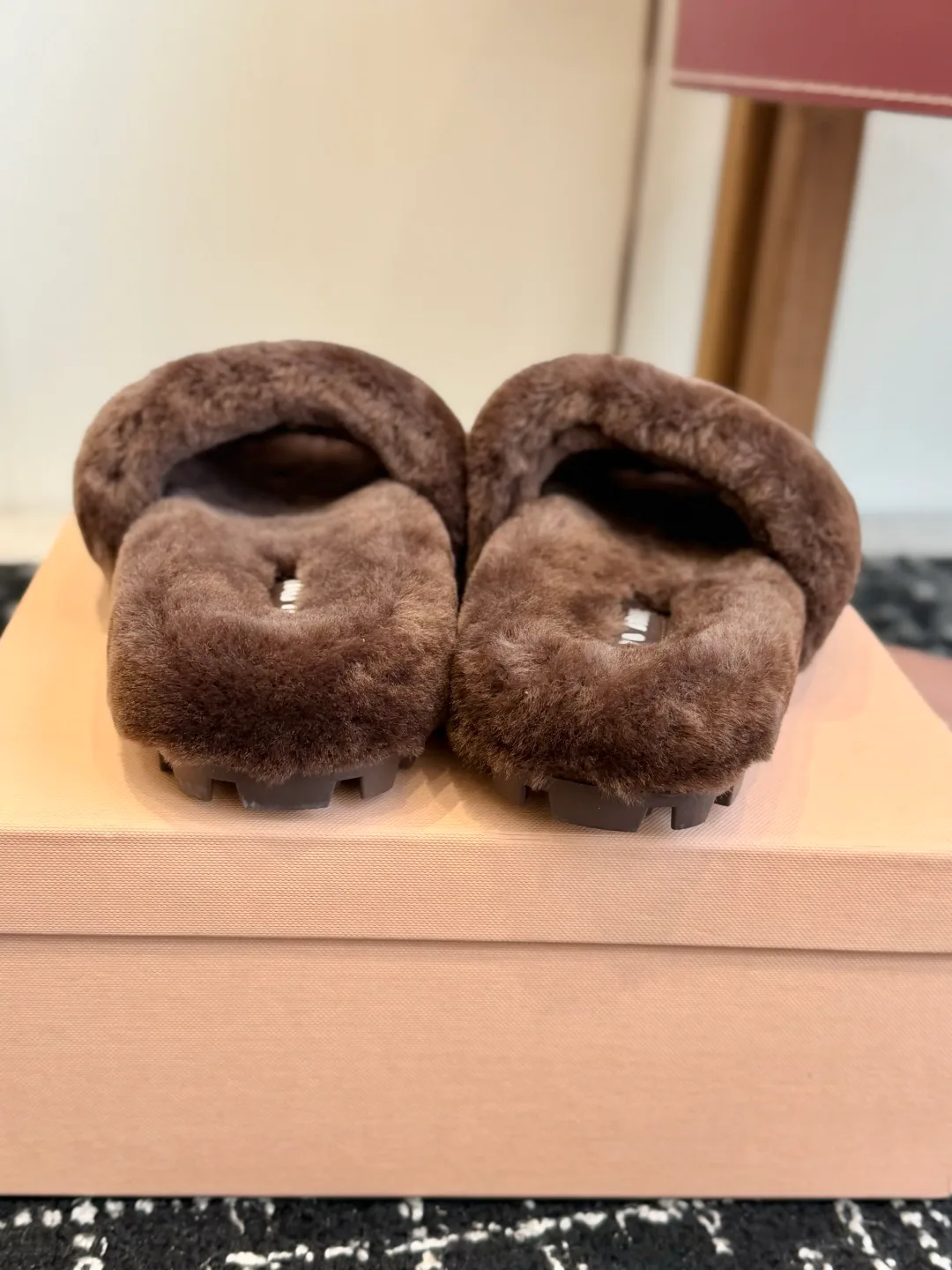 Тапочки Женские Miu Miu 18139570
