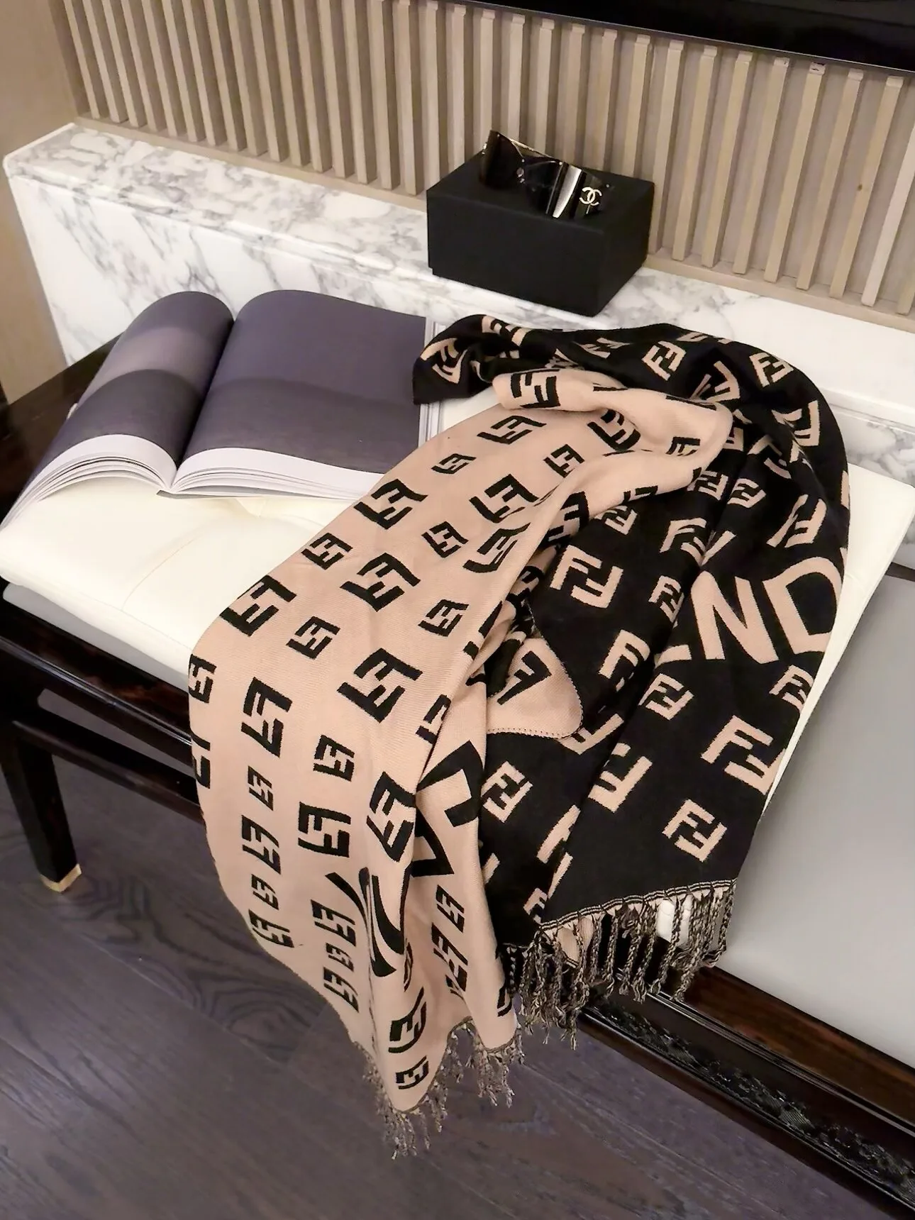 Шарфы Fendi 18427091