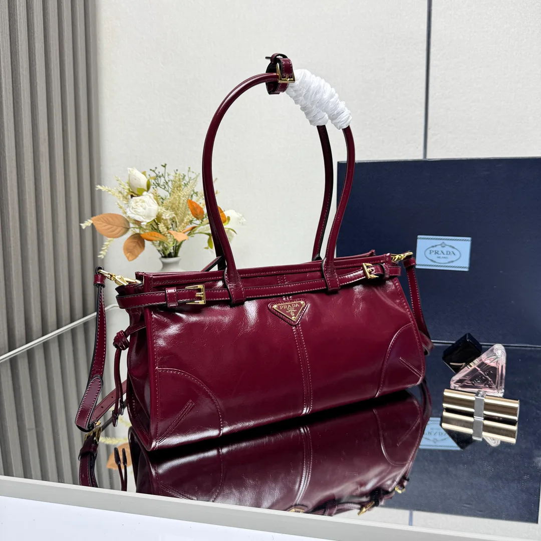Классические Сумки Женские Prada 10446840
