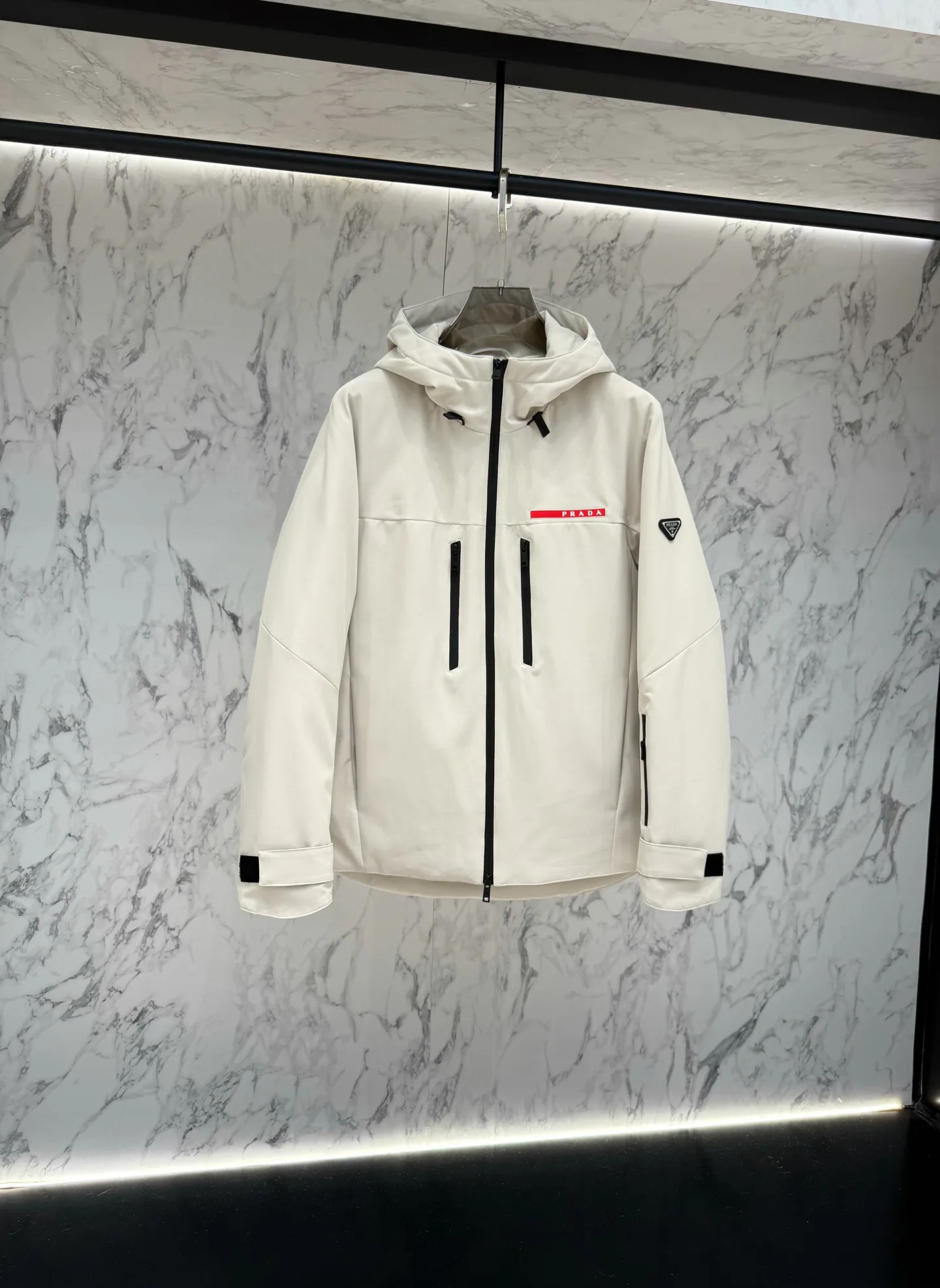 Куртки И Пуховики Женские Prada 18046486