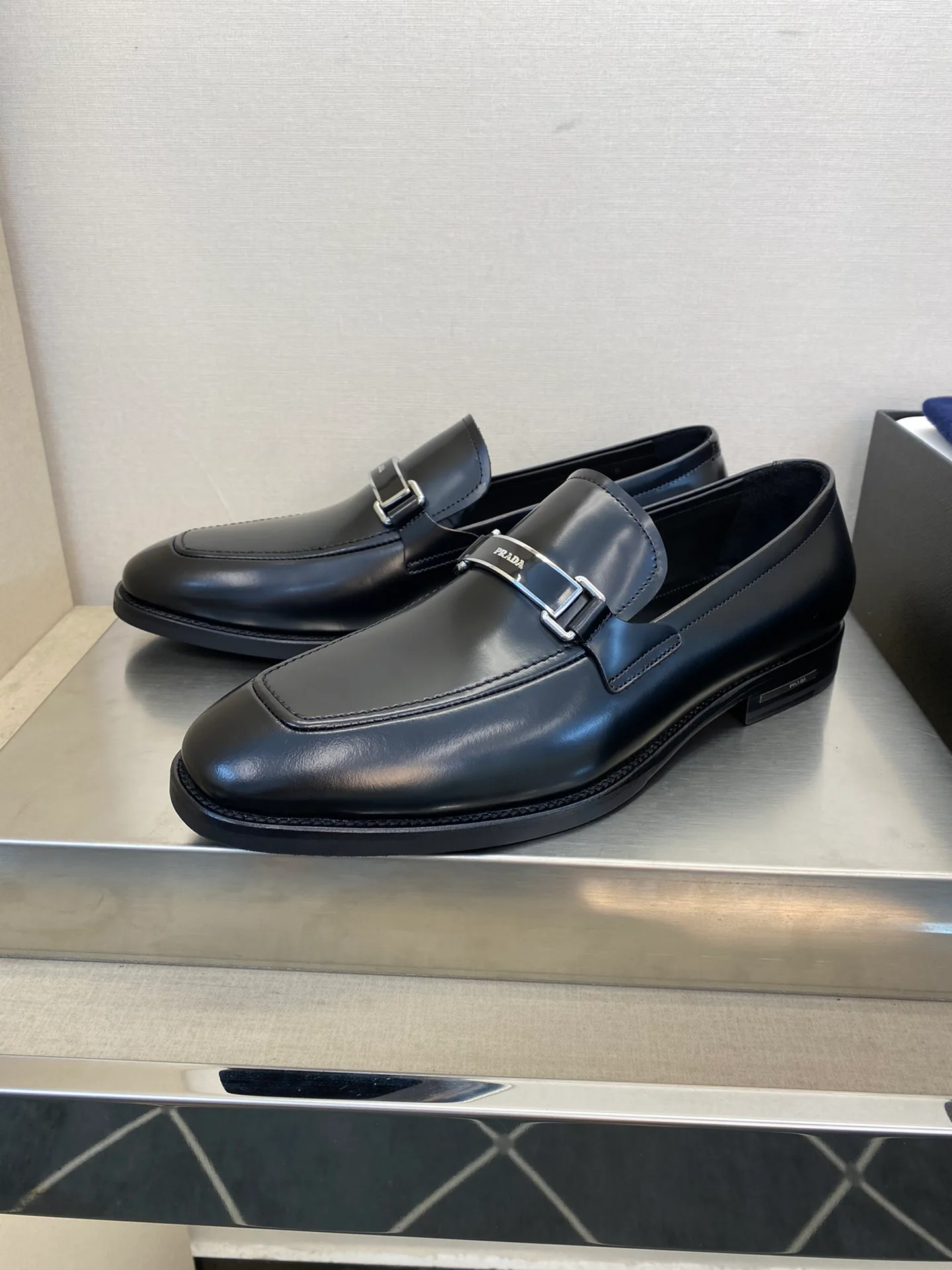 Лоферы И Туфли Мужские Prada 18079113