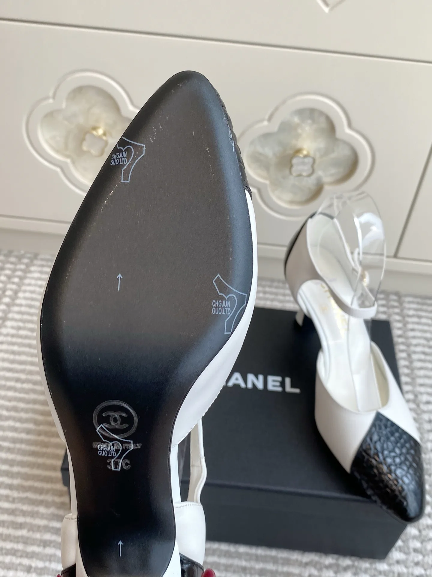 Туфли Женские Chanel 17527306