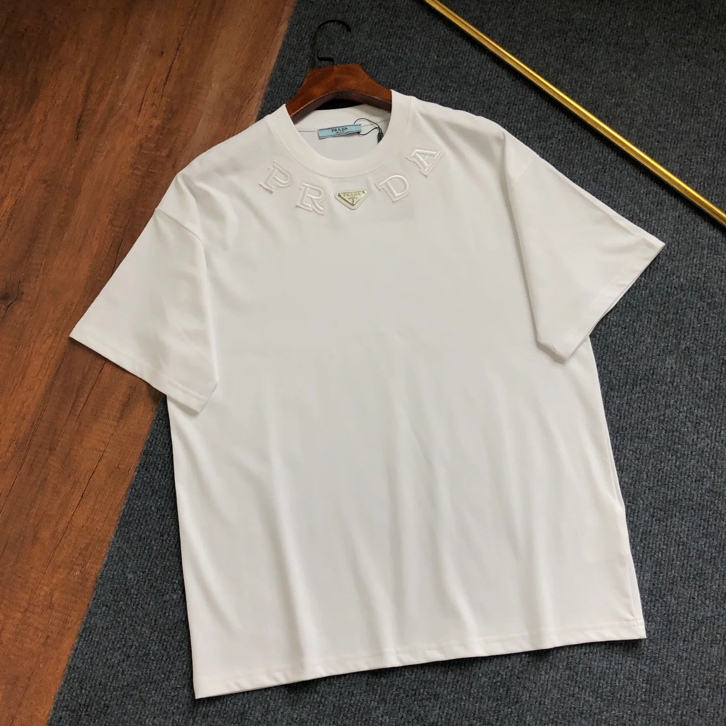Футболки Женские Prada 10542500
