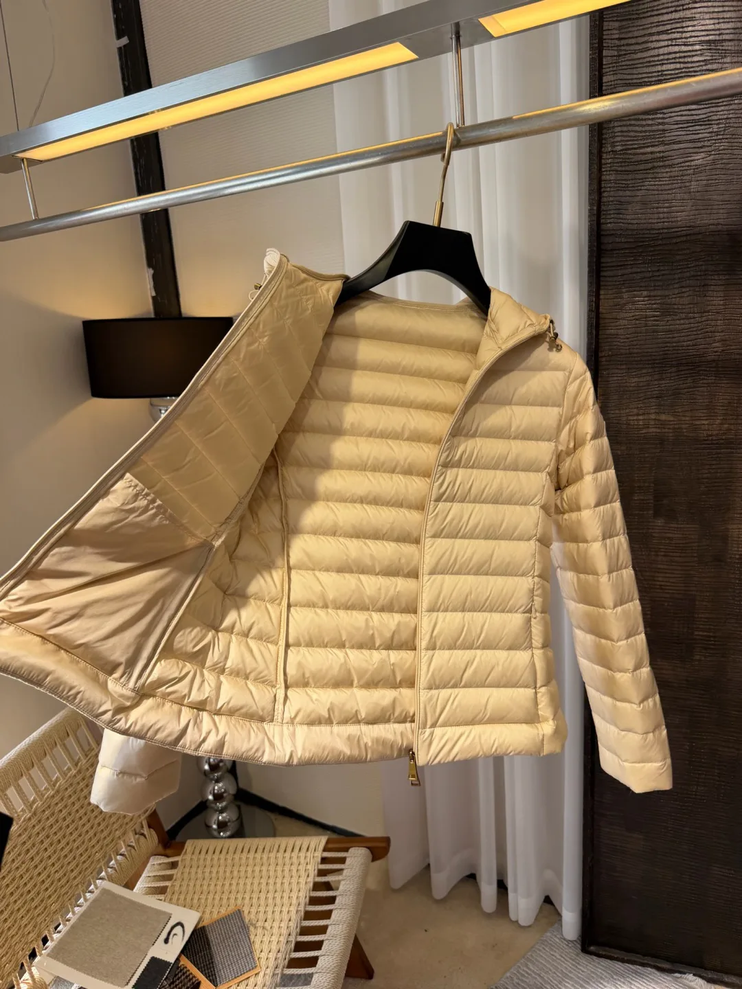 Куртки И Пуховики Женские Moncler 19602219