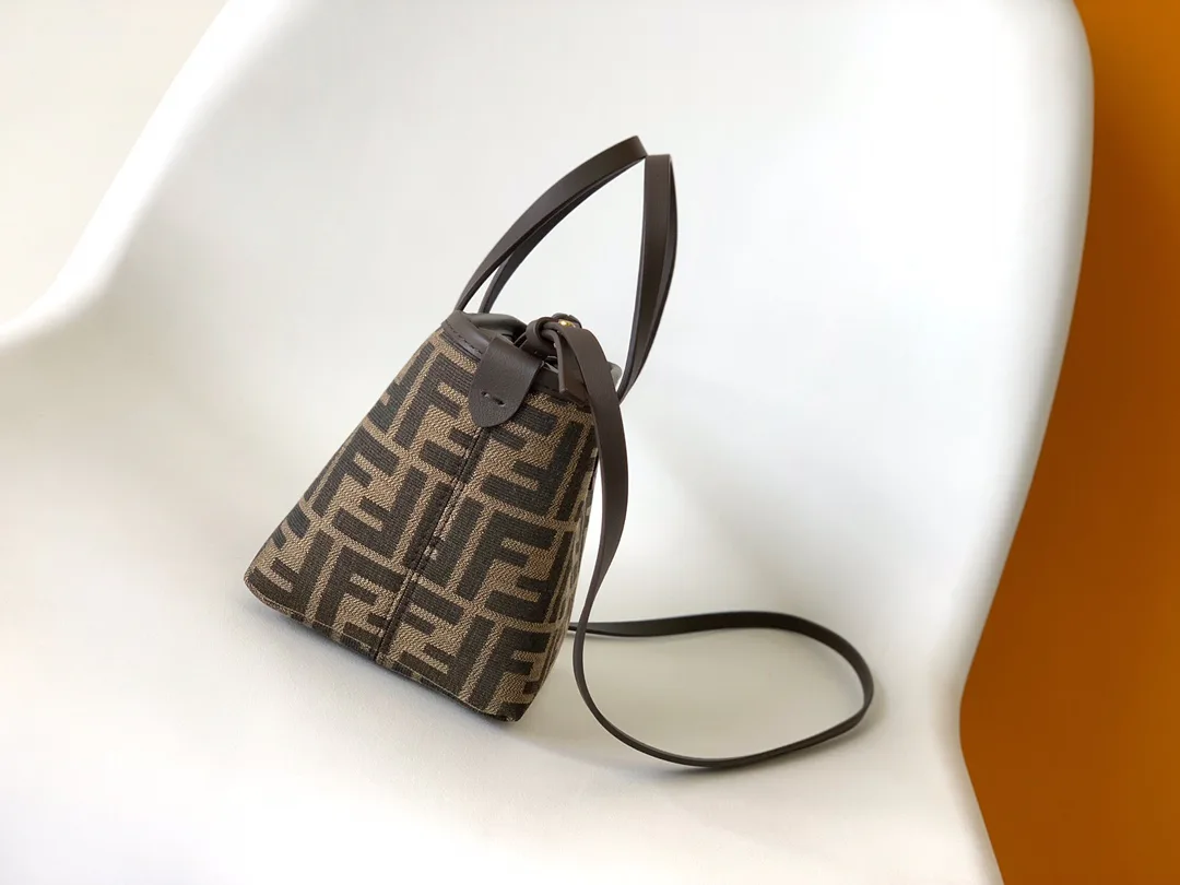 Сумки На Ремне Женские Fendi 293035