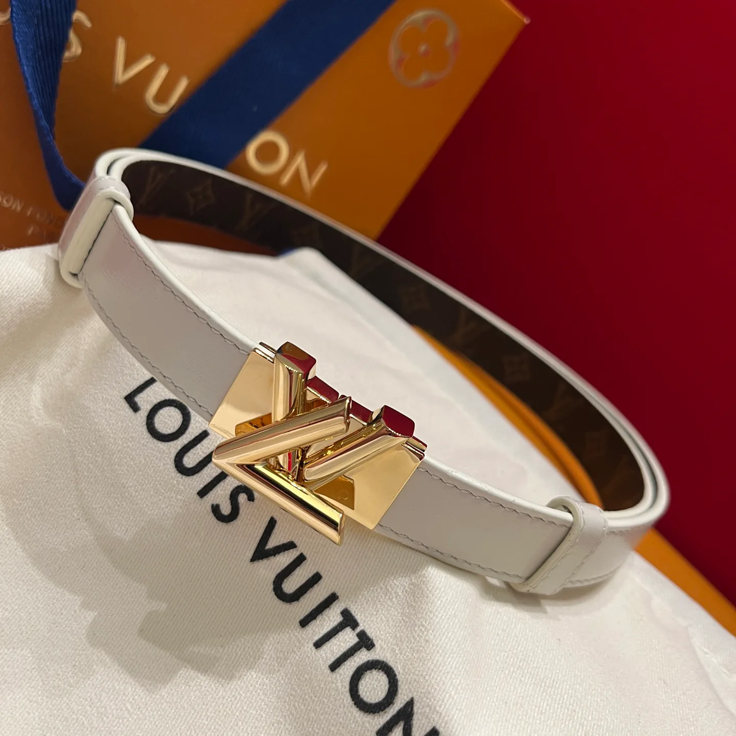 Ремни Louis Vuitton 17838520