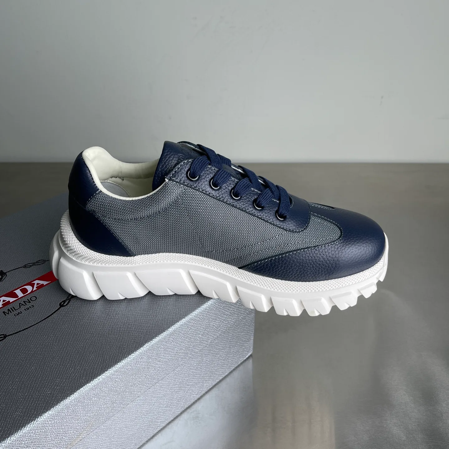 Кроссовки Мужские Prada 5058283