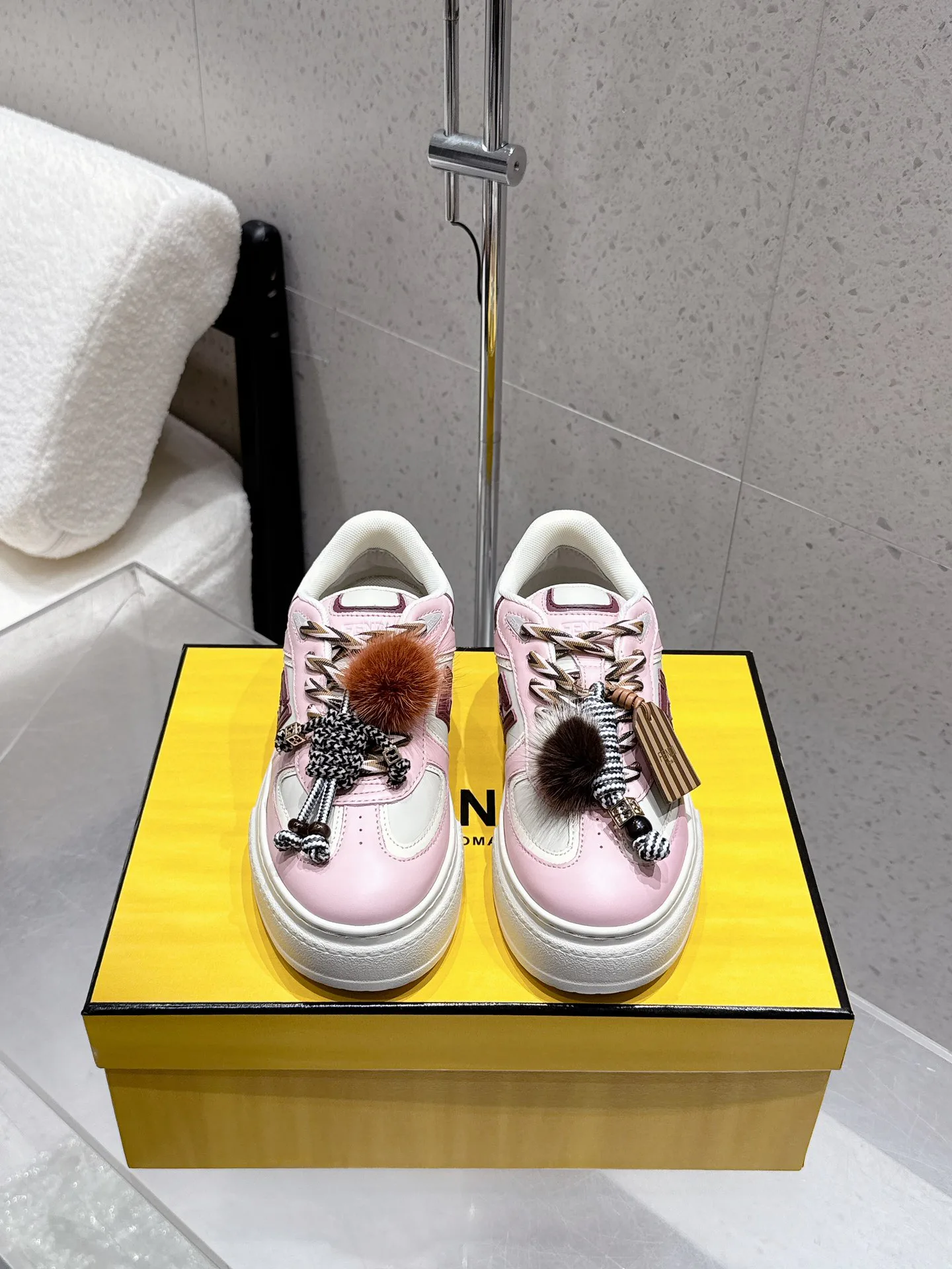 Ботинки Женские Fendi 13078825