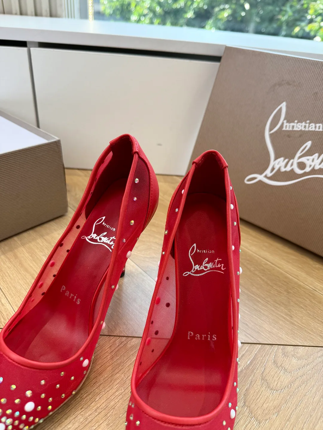 Туфли Женские Christian Louboutin 17480776
