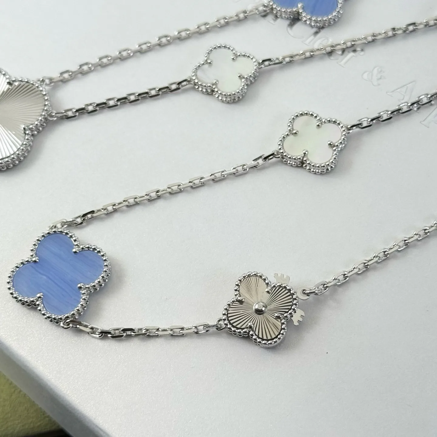 Бижутерия Van Cleef & Arpels 910015