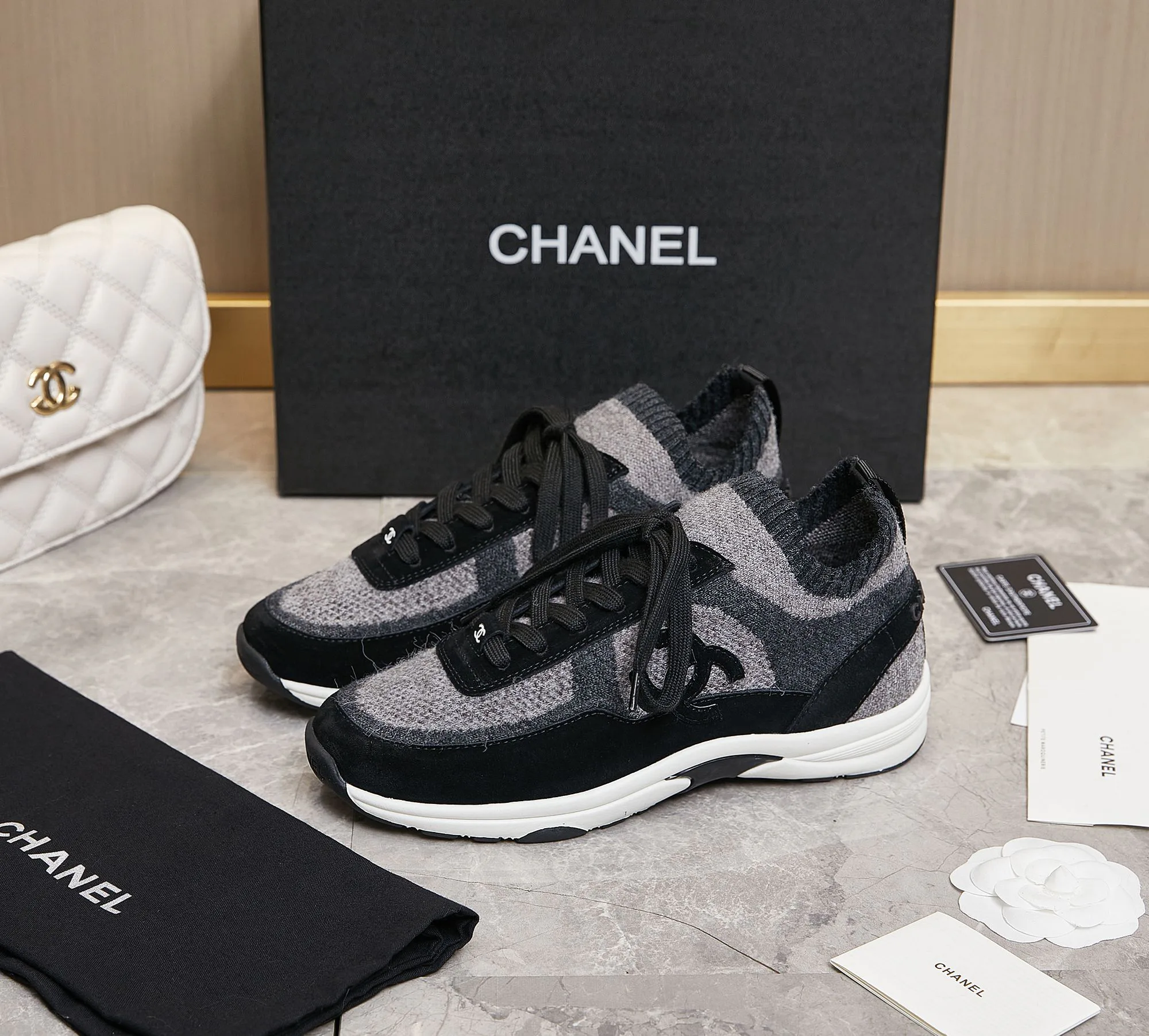 Кроссовки Женские Chanel 1268460