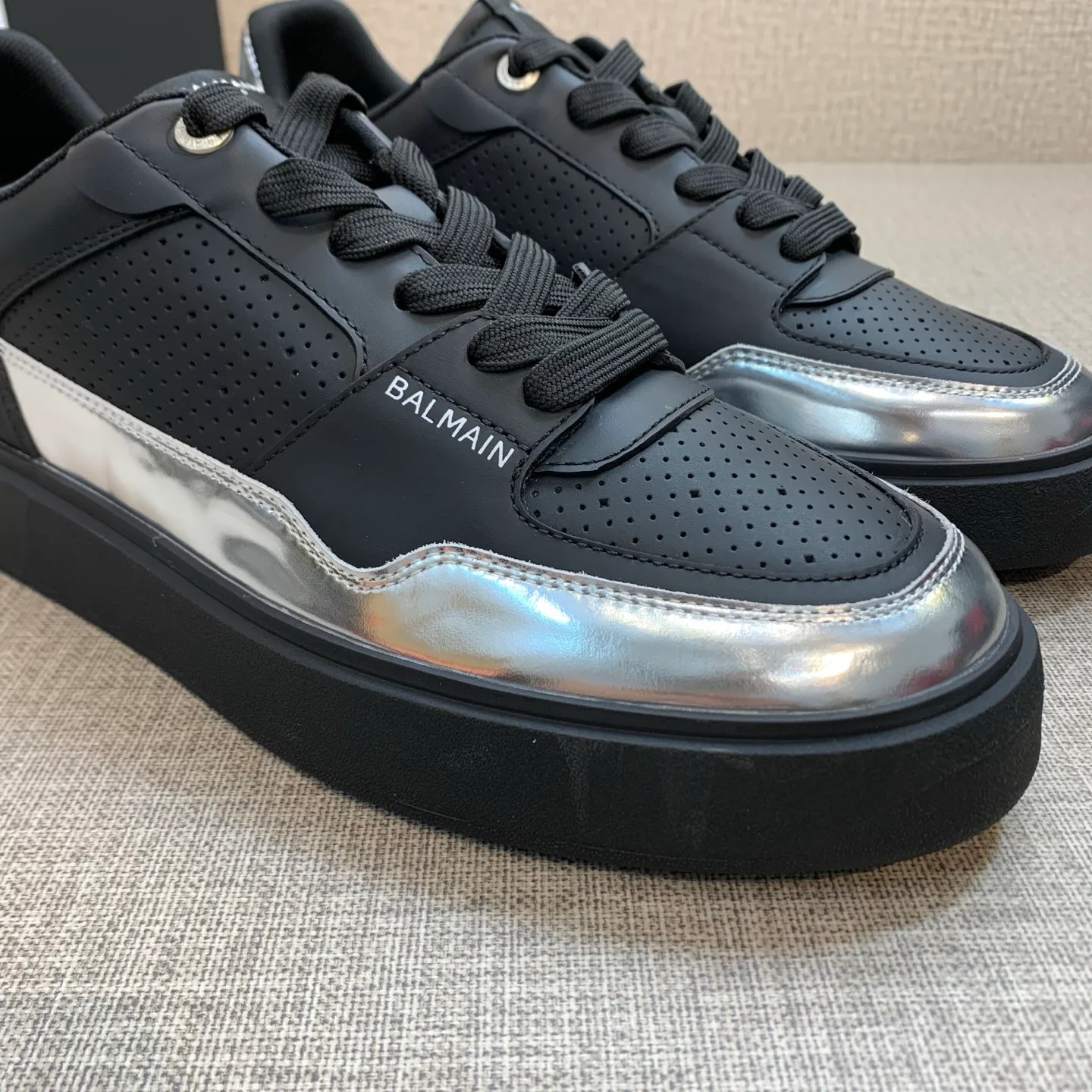 Кроссовки Мужские Balmain 480661