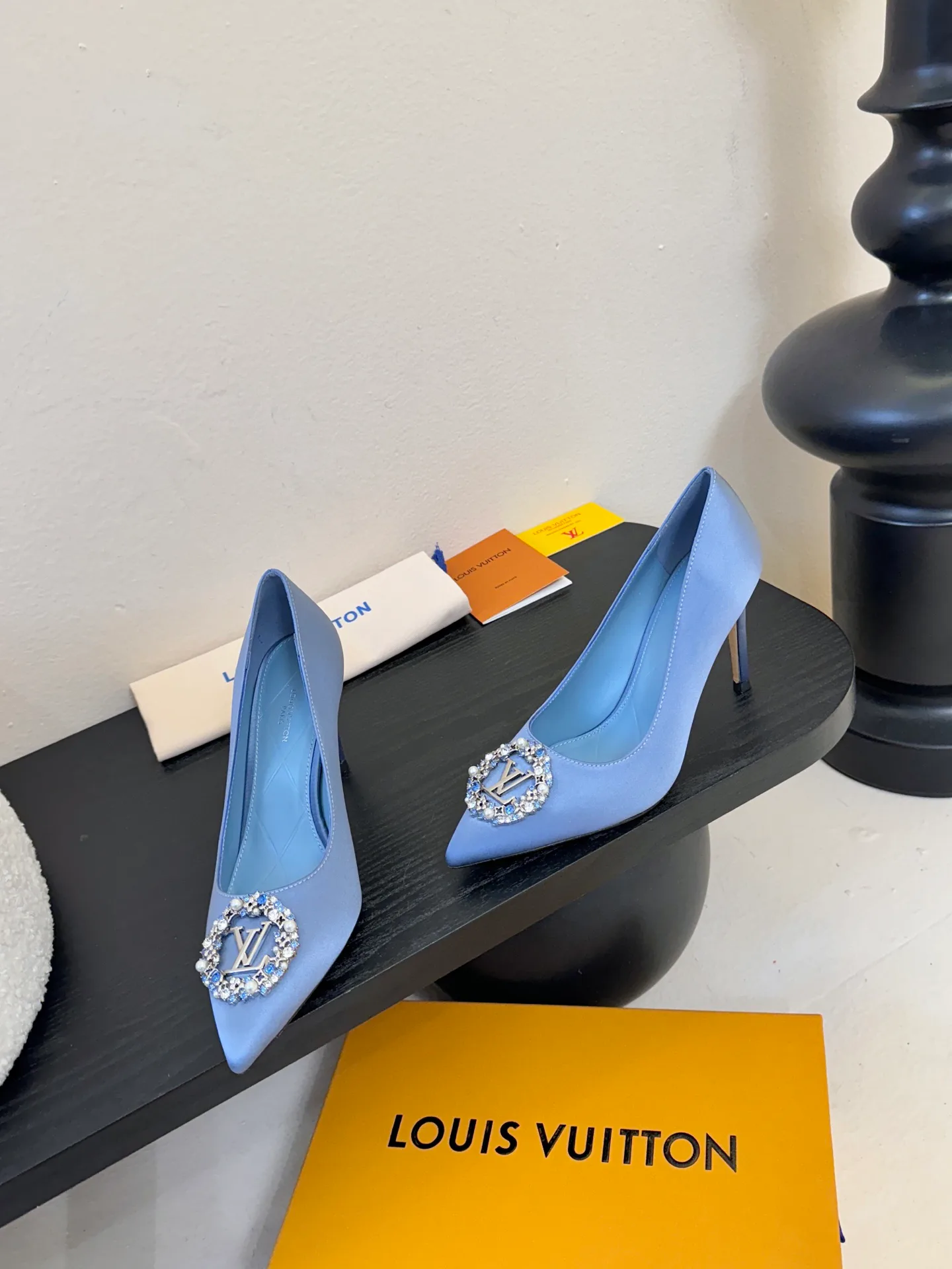 Туфли Женские Louis Vuitton 2300141