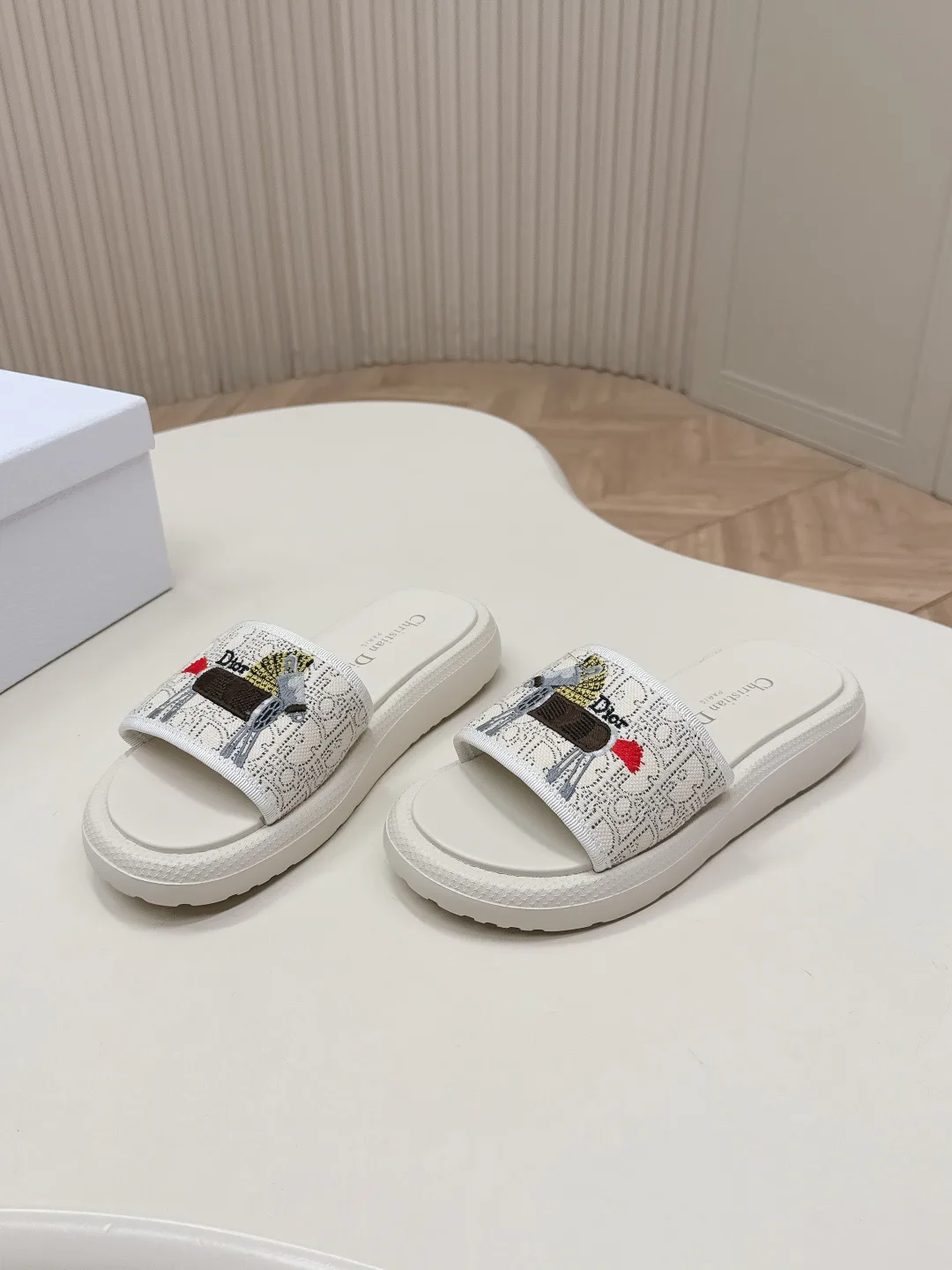 Шлепанцы Женские Christian Dior 11396558