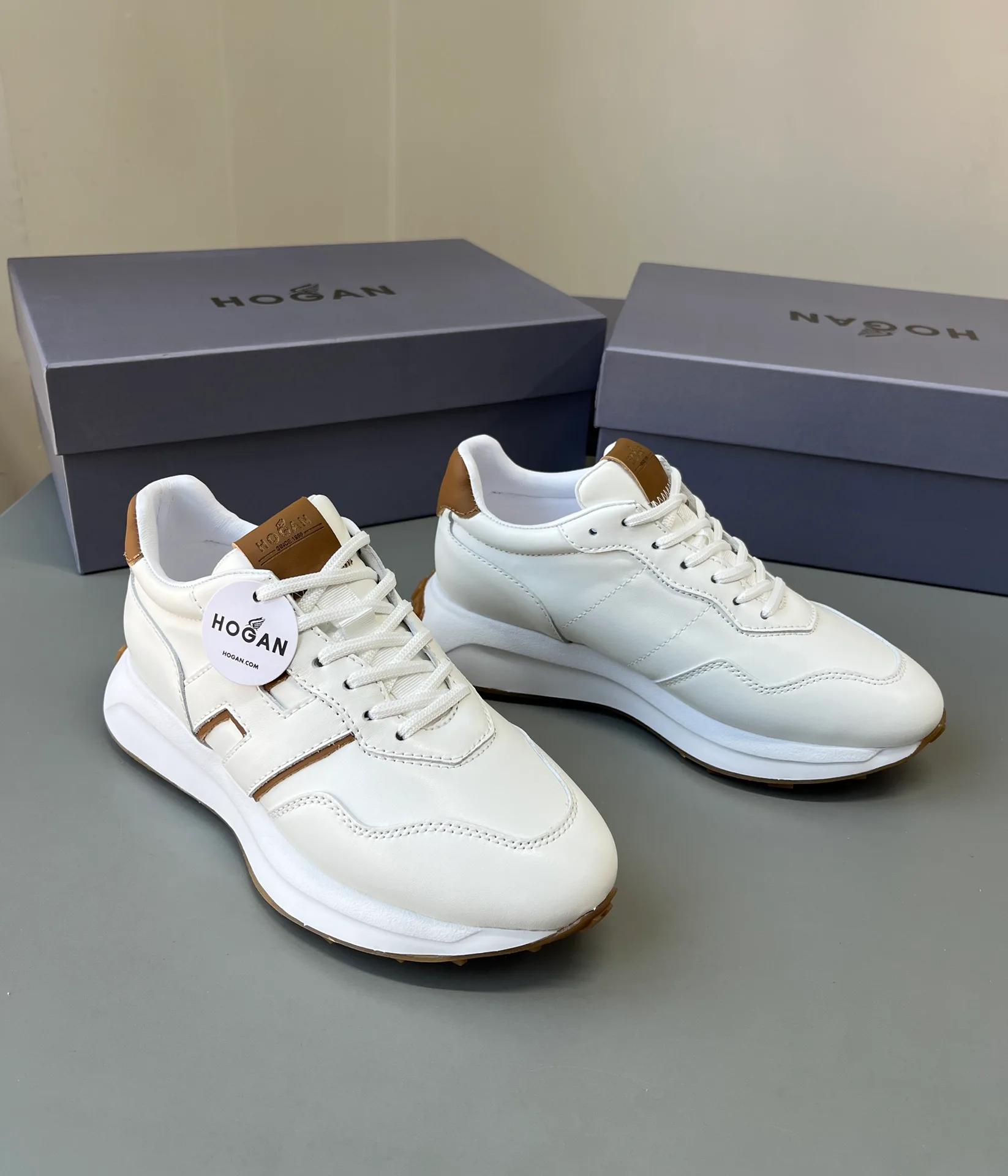 Кроссовки Женские Hogan 12629892