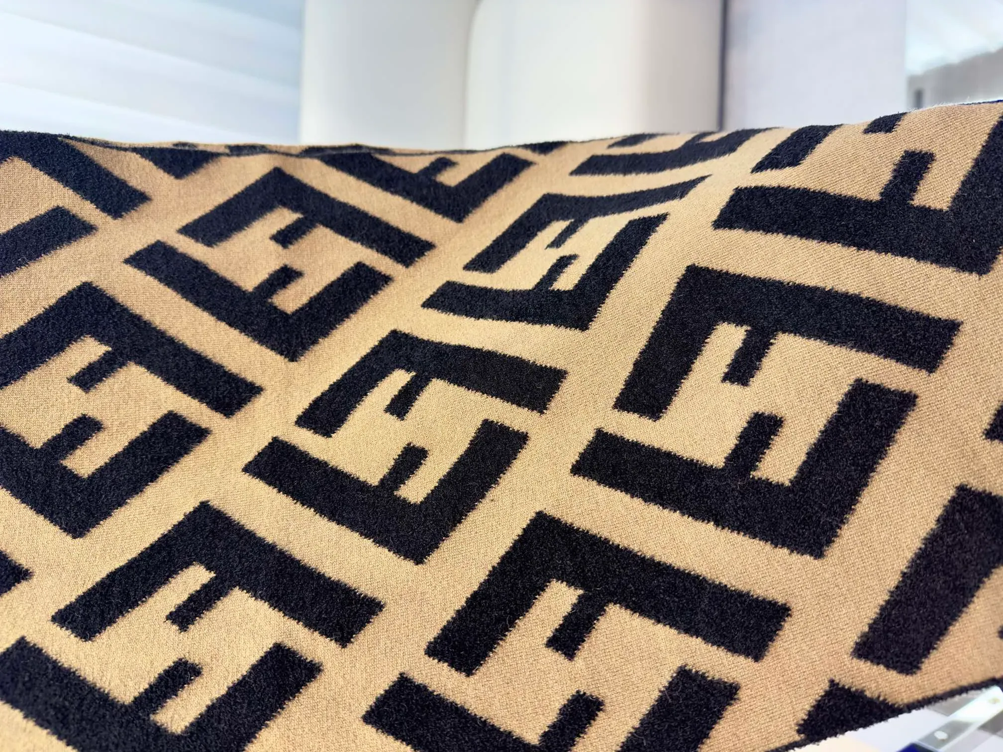 Шарфы Fendi 3219