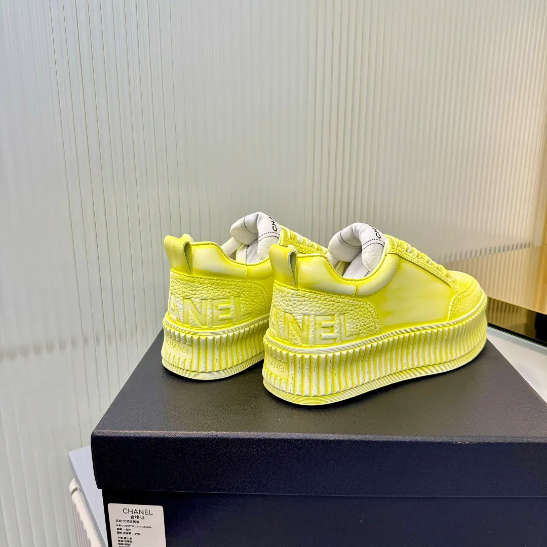 Кроссовки Женские Chanel 11602288