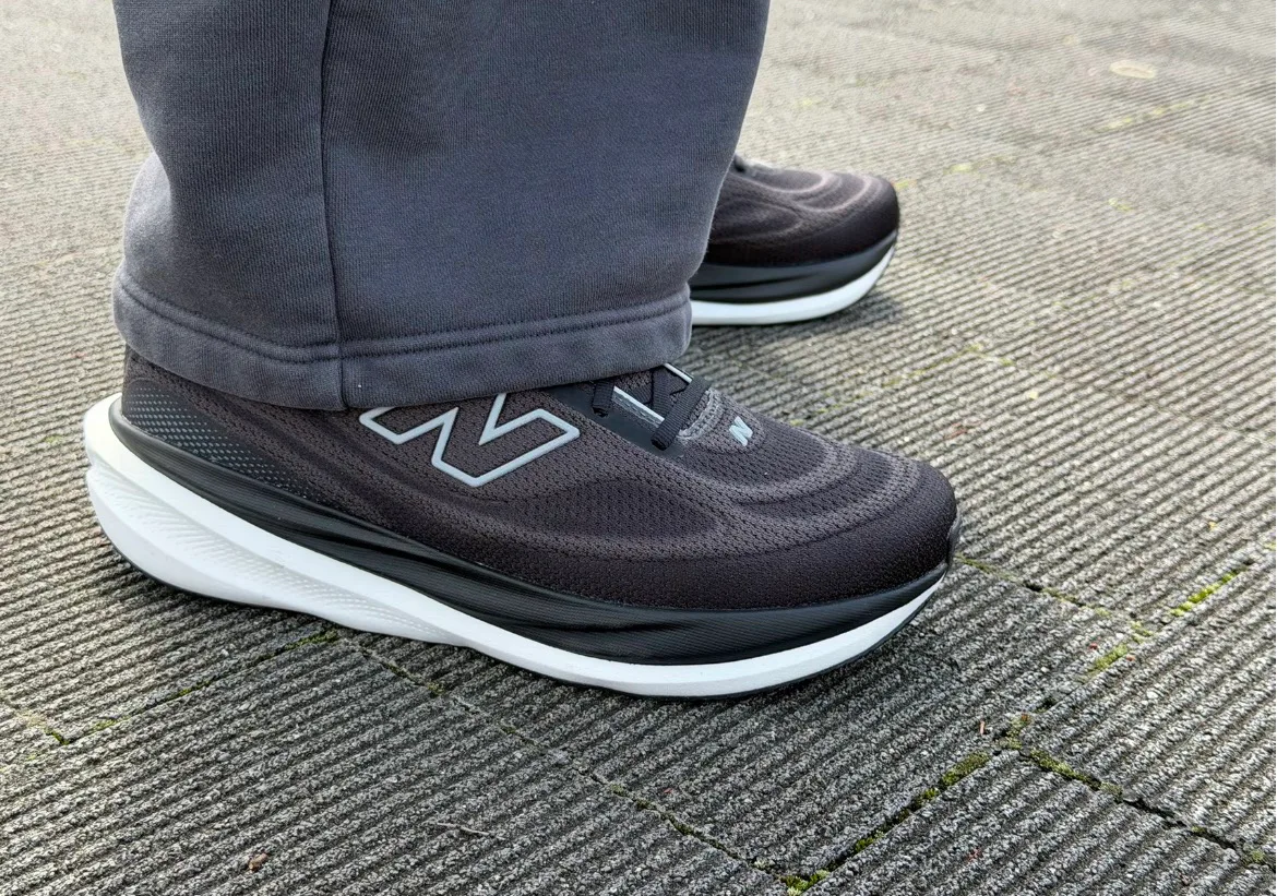 Кроссовки Женские New Balance 18493444