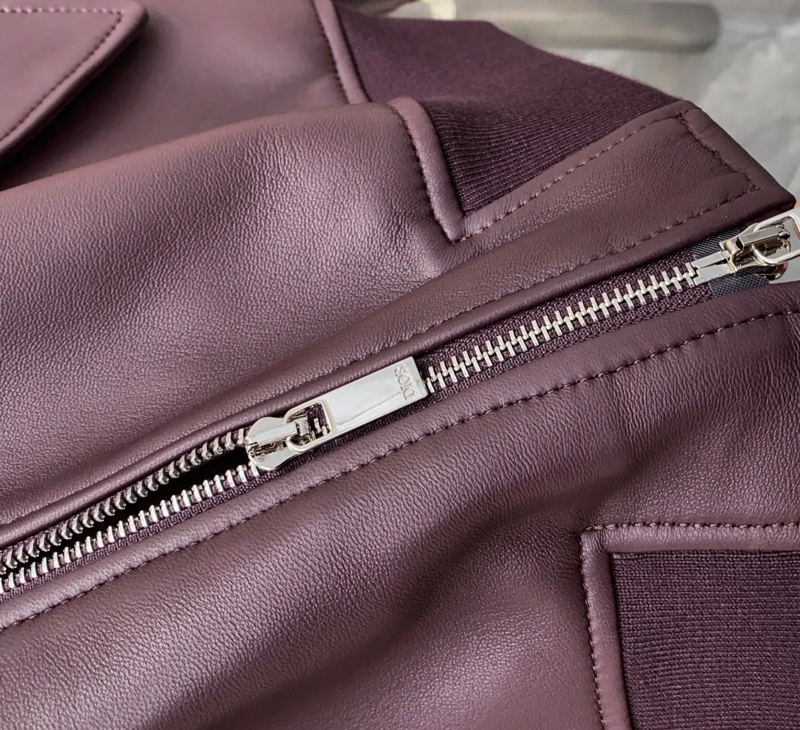 Кожаные Куртки И Дублёнки Мужские Christian Dior 608142