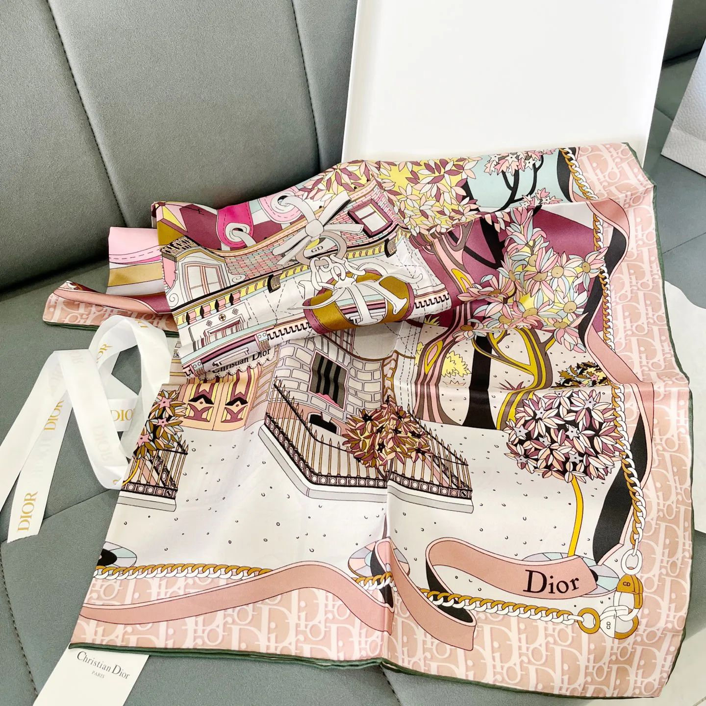 Платки Christian Dior 13560885
