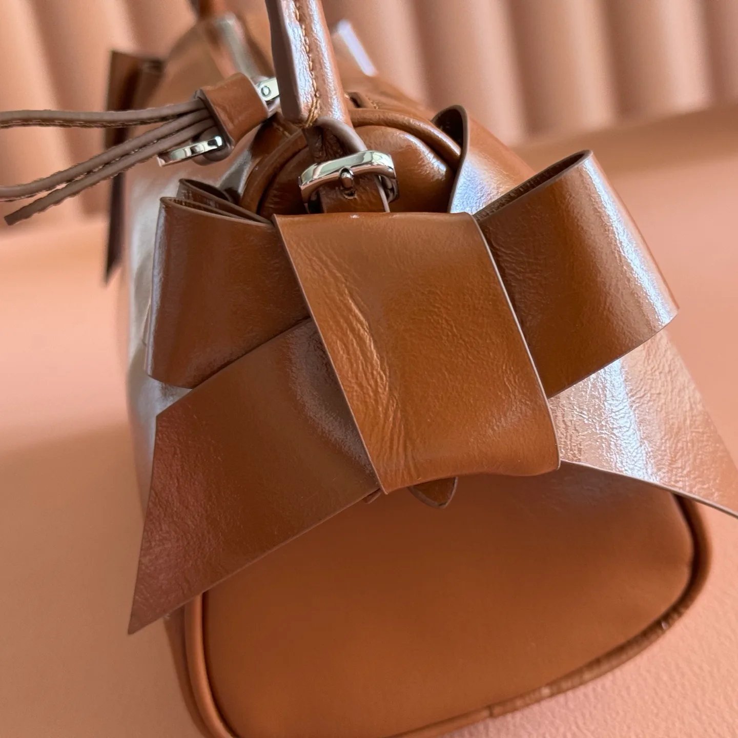 Классические Сумки Женские Miu Miu 18148116