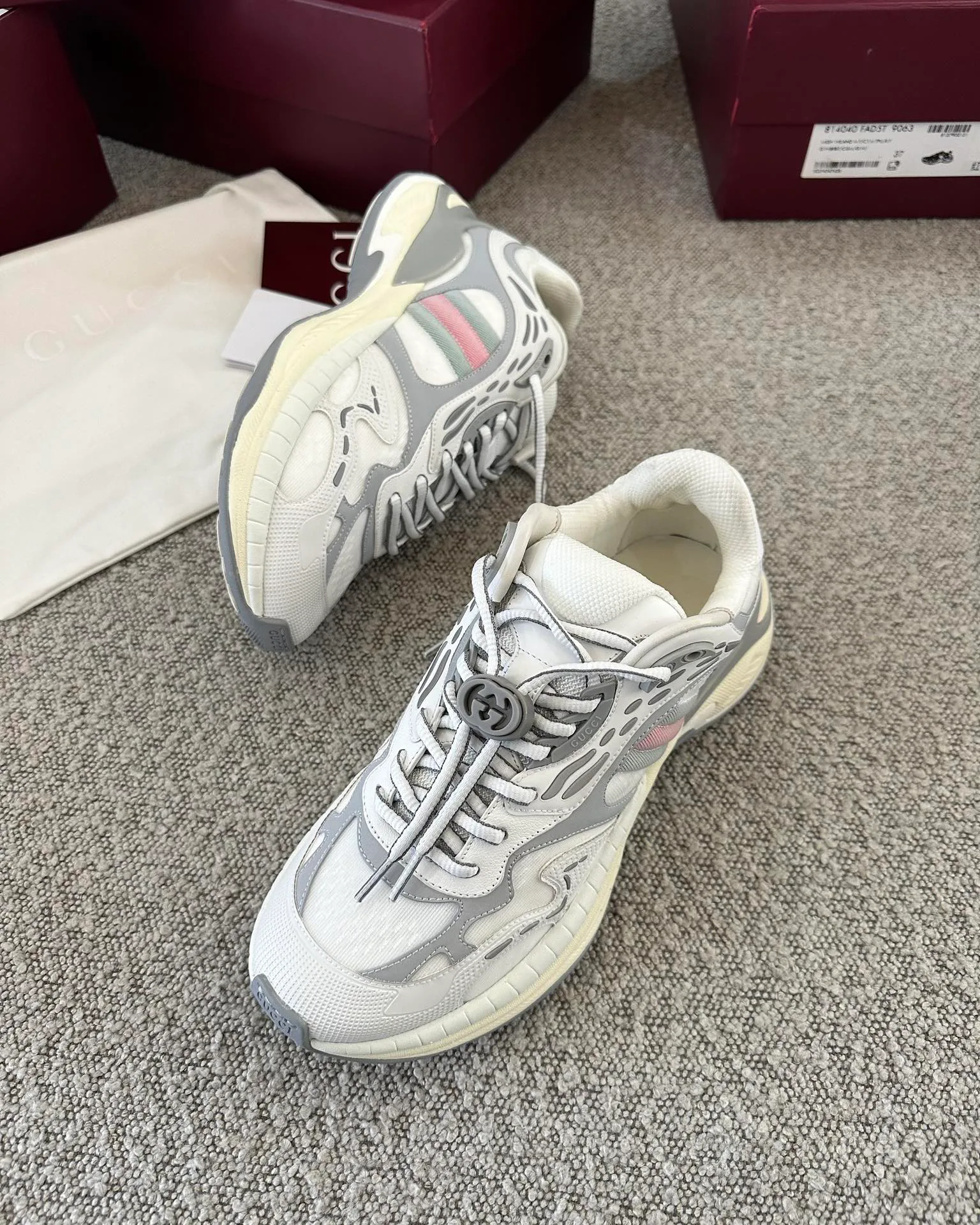 Кроссовки Женские Gucci 4321363