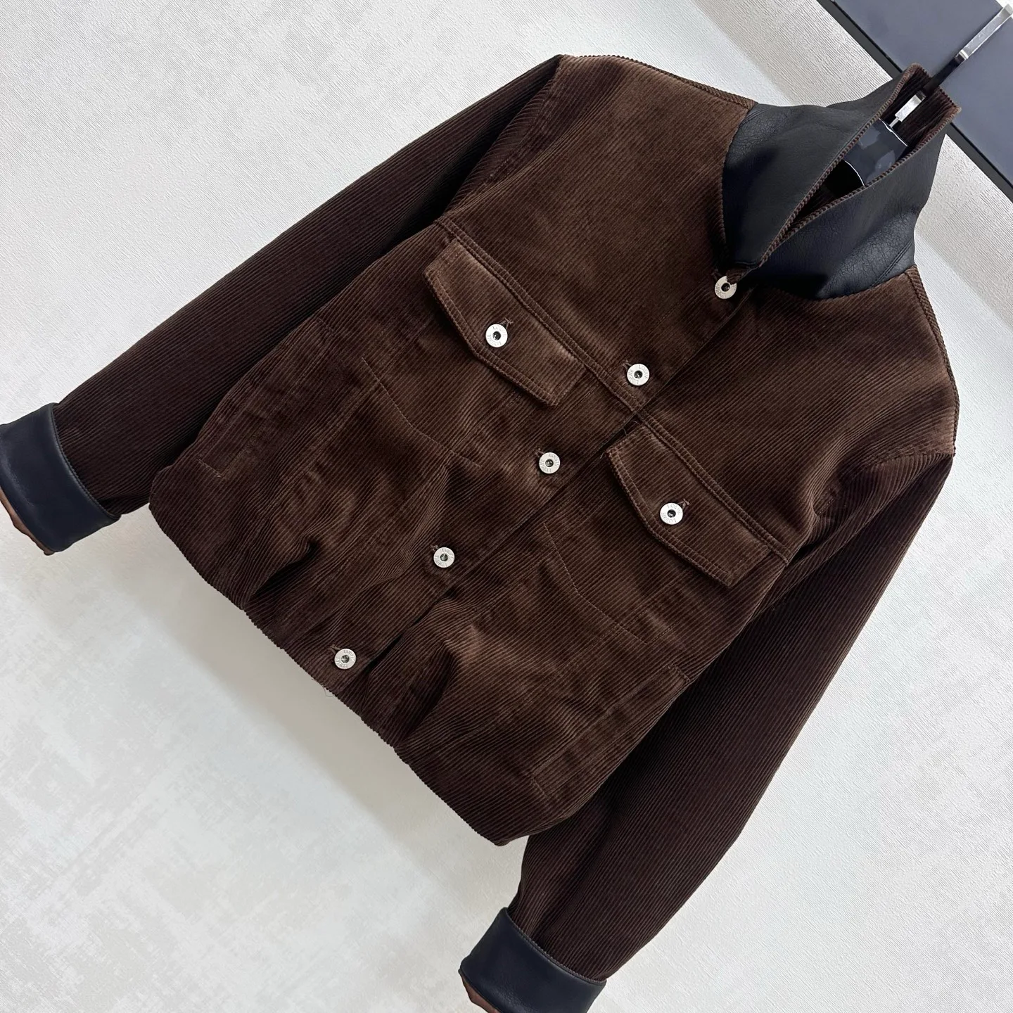 Куртки И Пуховики Женские Loewe 18555673