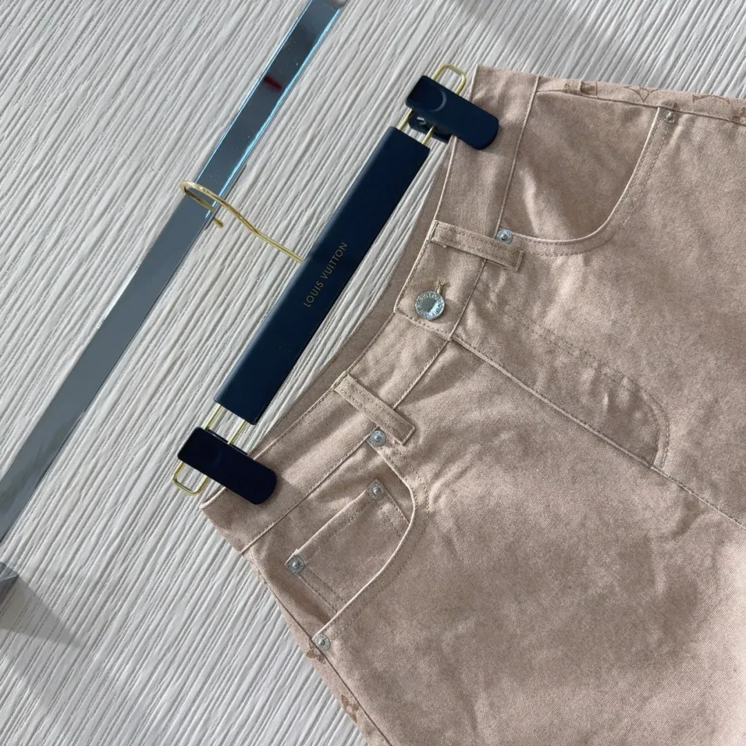 Шорты Женские Louis Vuitton 8579