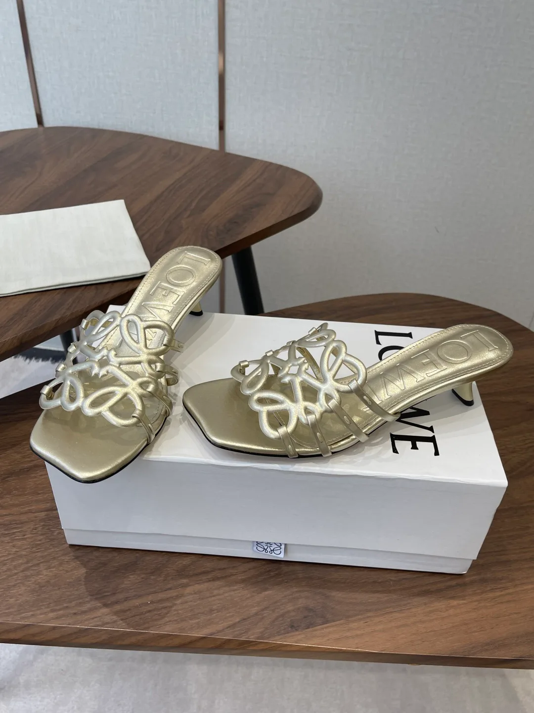 Босоножки Женские Loewe 11428029