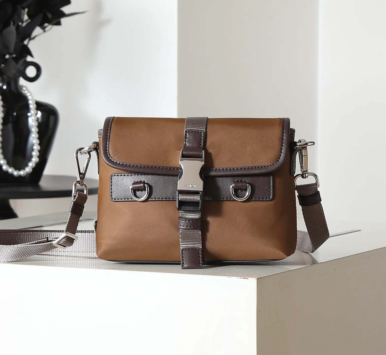 Сумки На Ремне Женские Prada 12757363