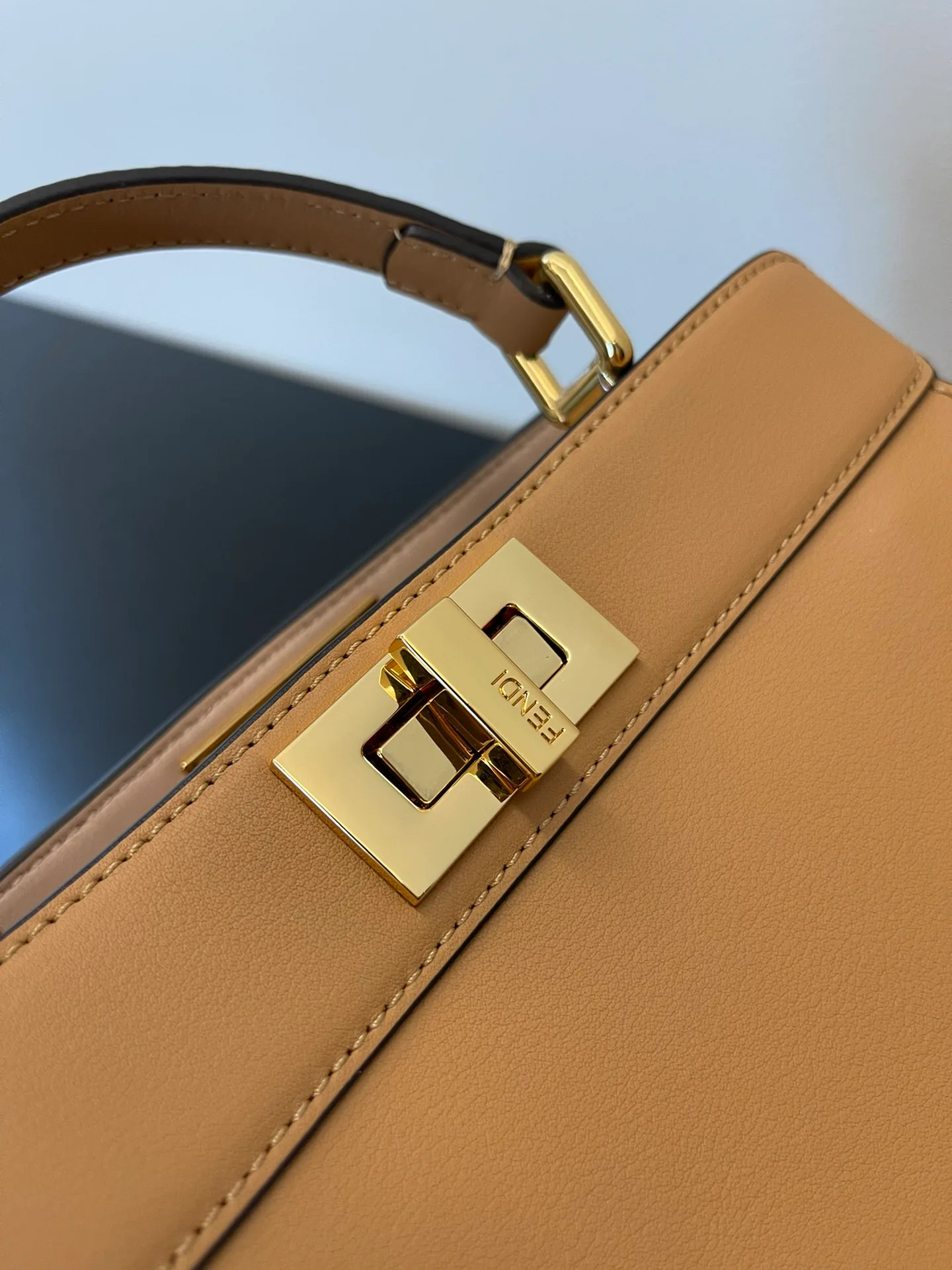 Классические Сумки Женские Fendi 13234503