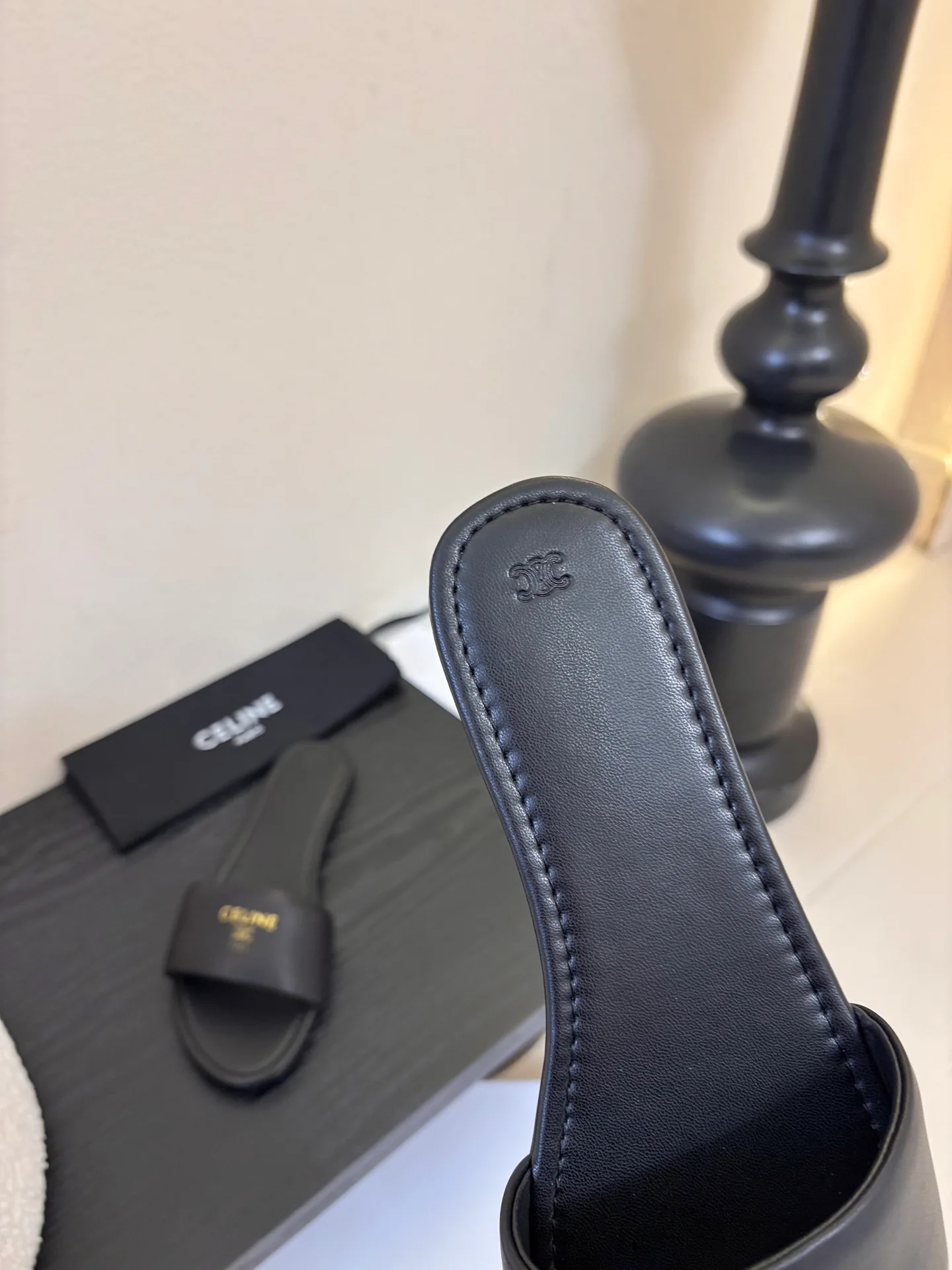 Шлепанцы Женские Celine 4292834