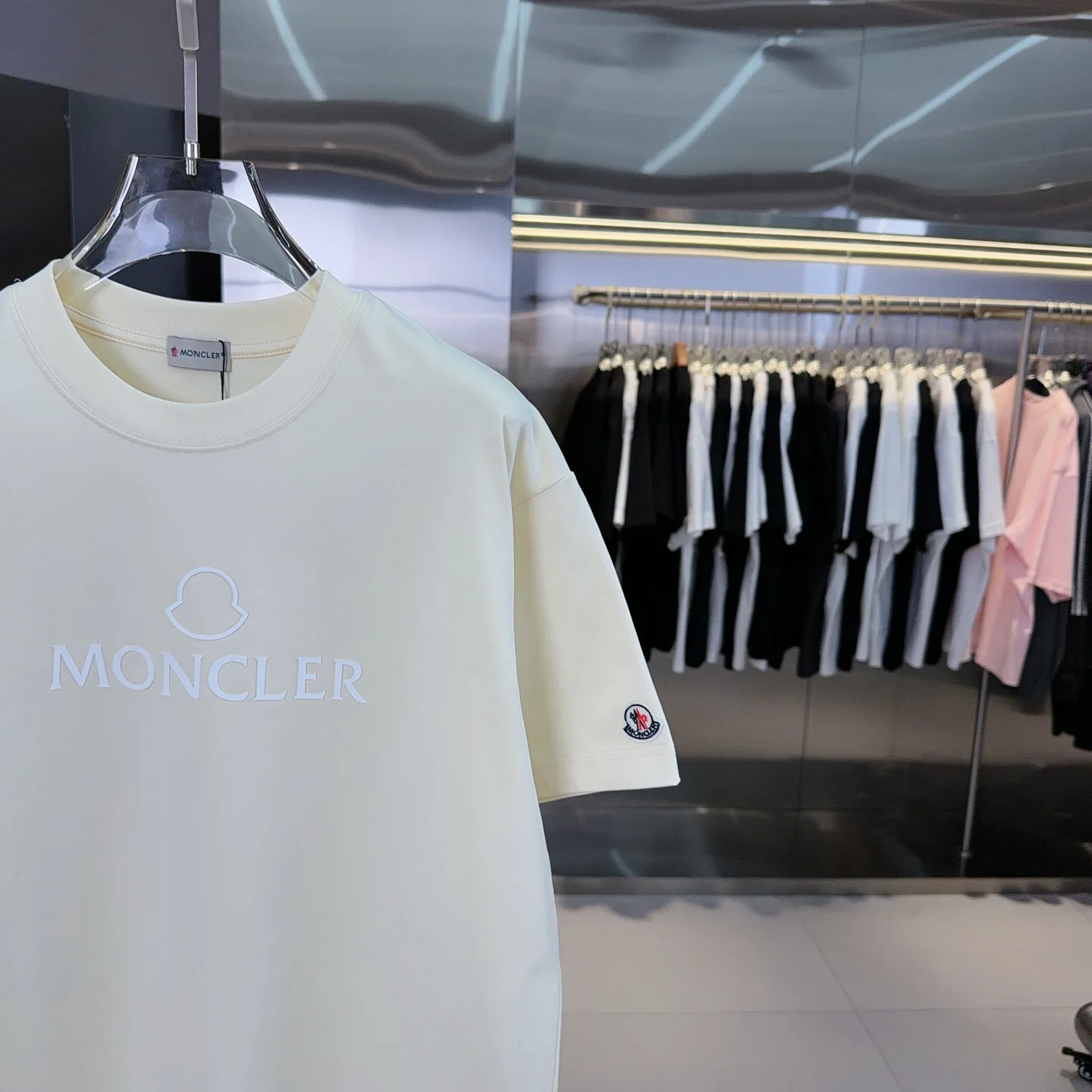 Футболки Женские Moncler 5058273