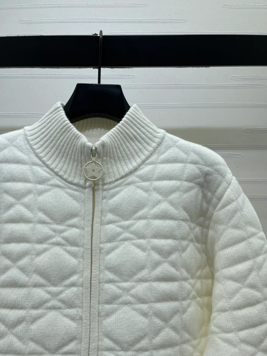 Джемперы И Свитеры Женские Christian Dior 18680776